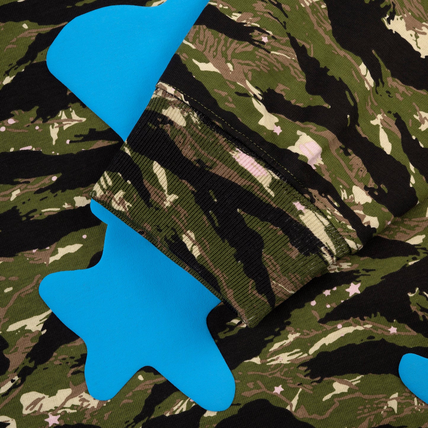 BELUGA TIGER CAMO LONGSLEEVE
