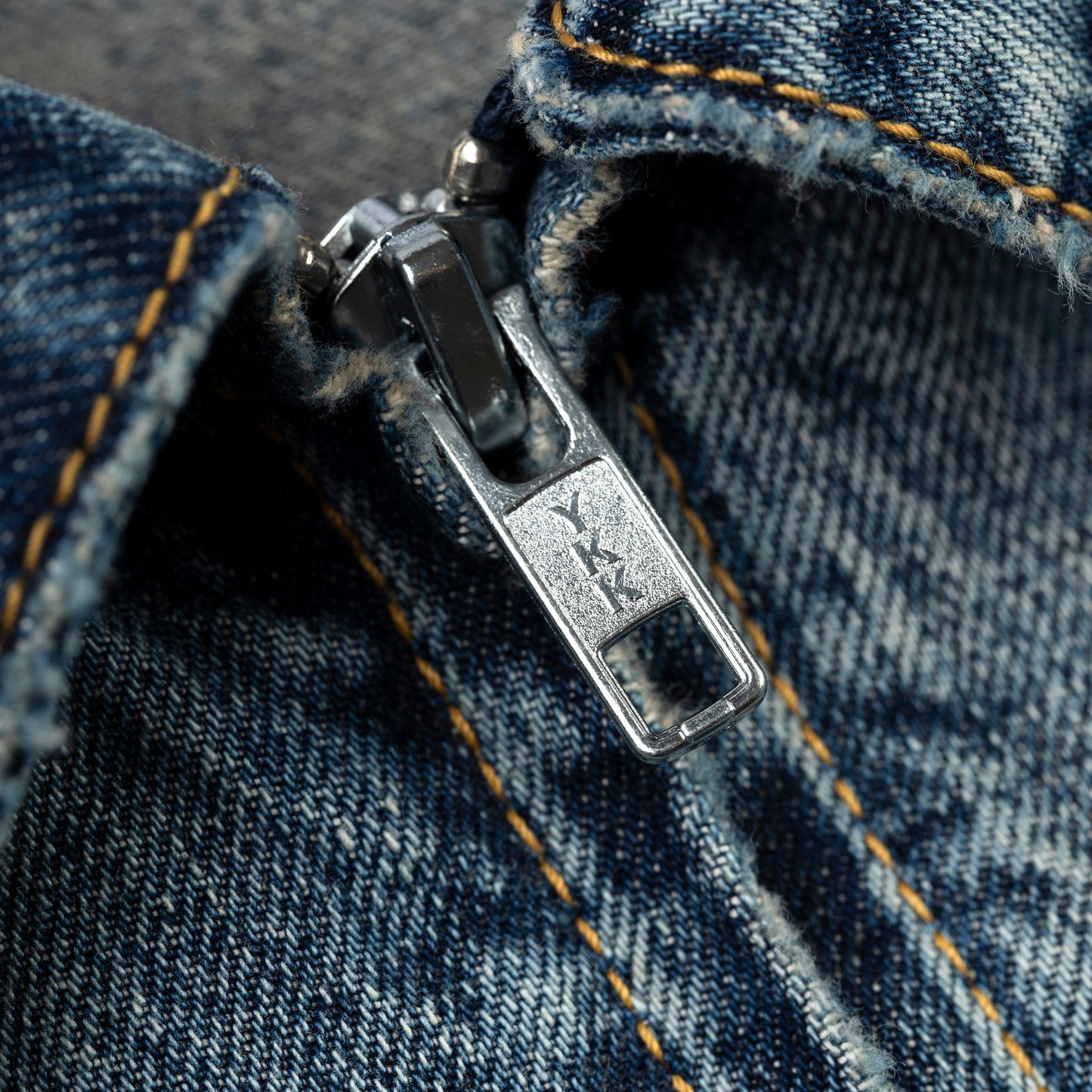 LIGHT BLUE WASH DENIM WORK JACKET