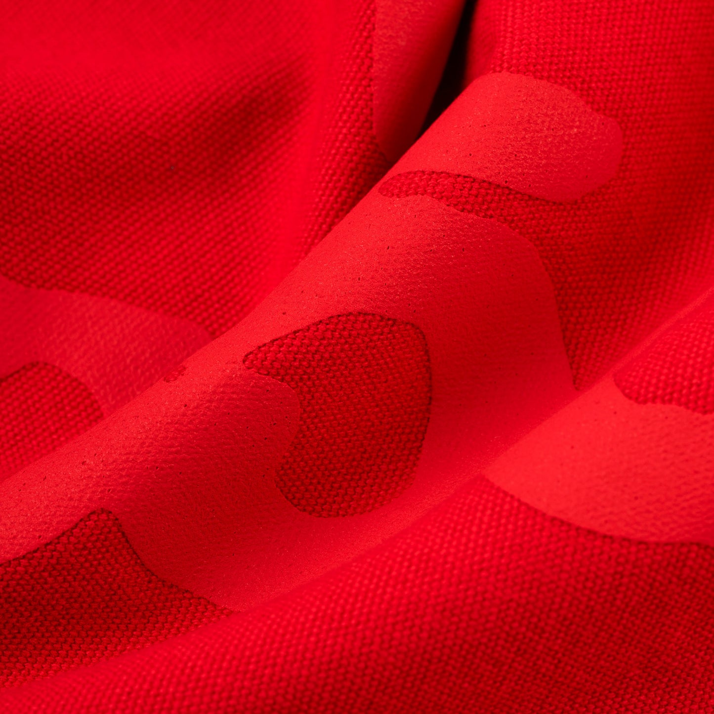 RED BELUGA OVERSIZED TOTE