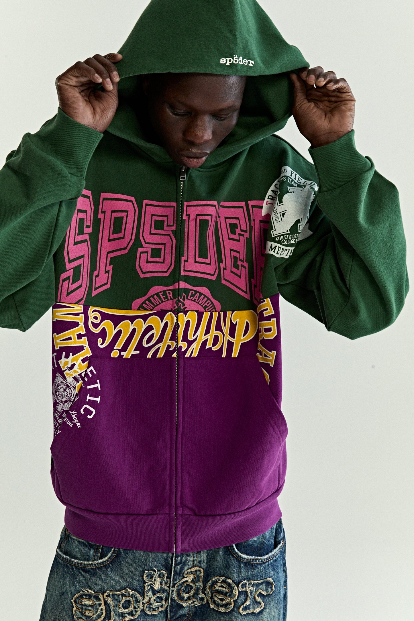 CAMPERS FIELD ZIP UP HOODIE