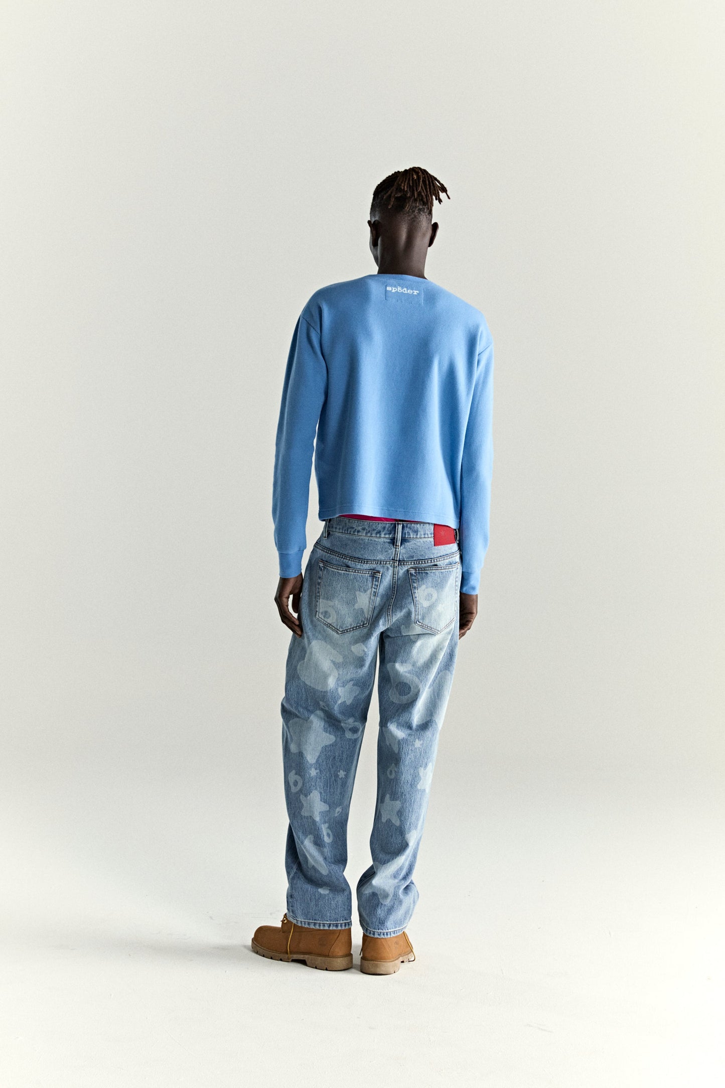 DUSTY BLUE BECKHAM THERMAL ON MODEL