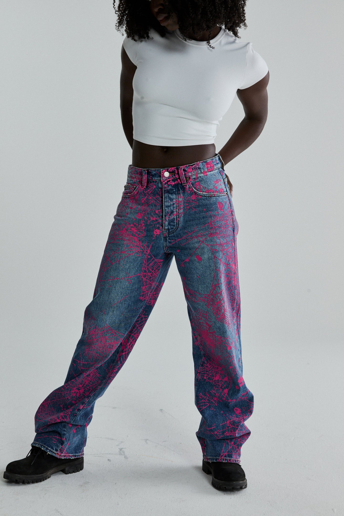 INDIGO V2 WEB DENIM ON MODEL
