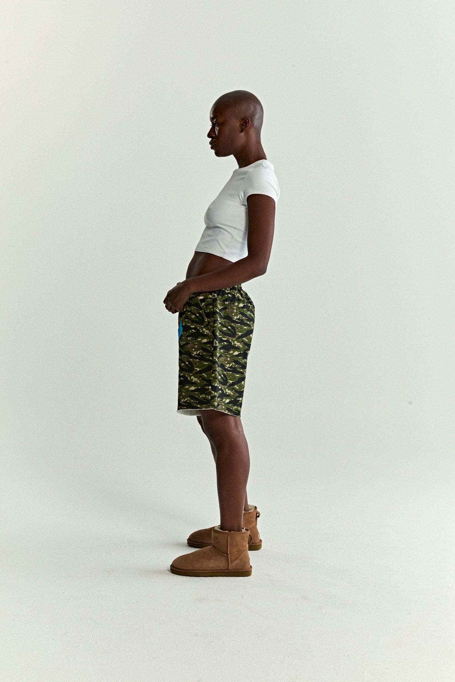 OG WEB V2 TIGER CAMO SWEATSHORT ON MODEL