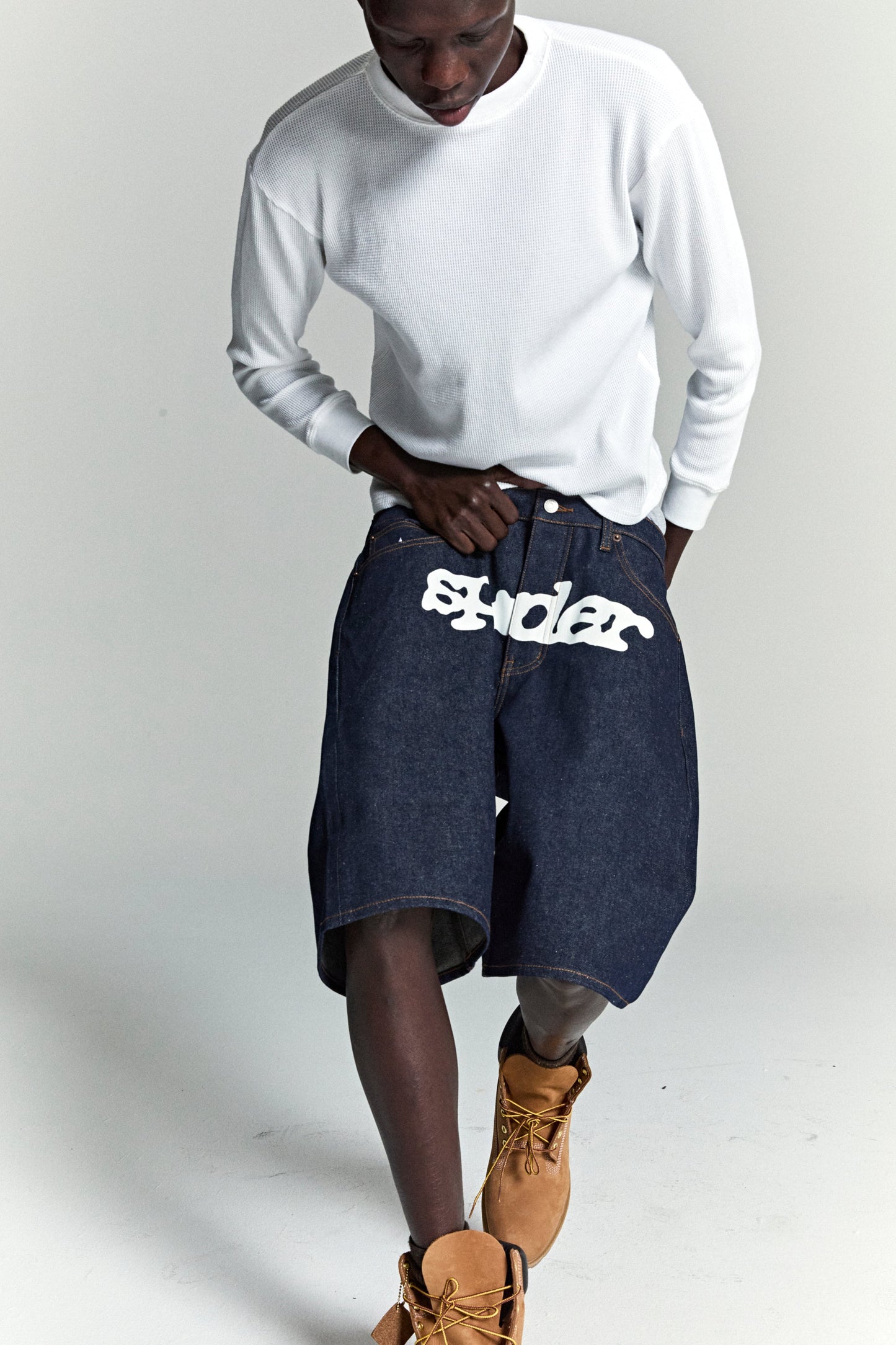 V3 LOGO DENIM SHORT