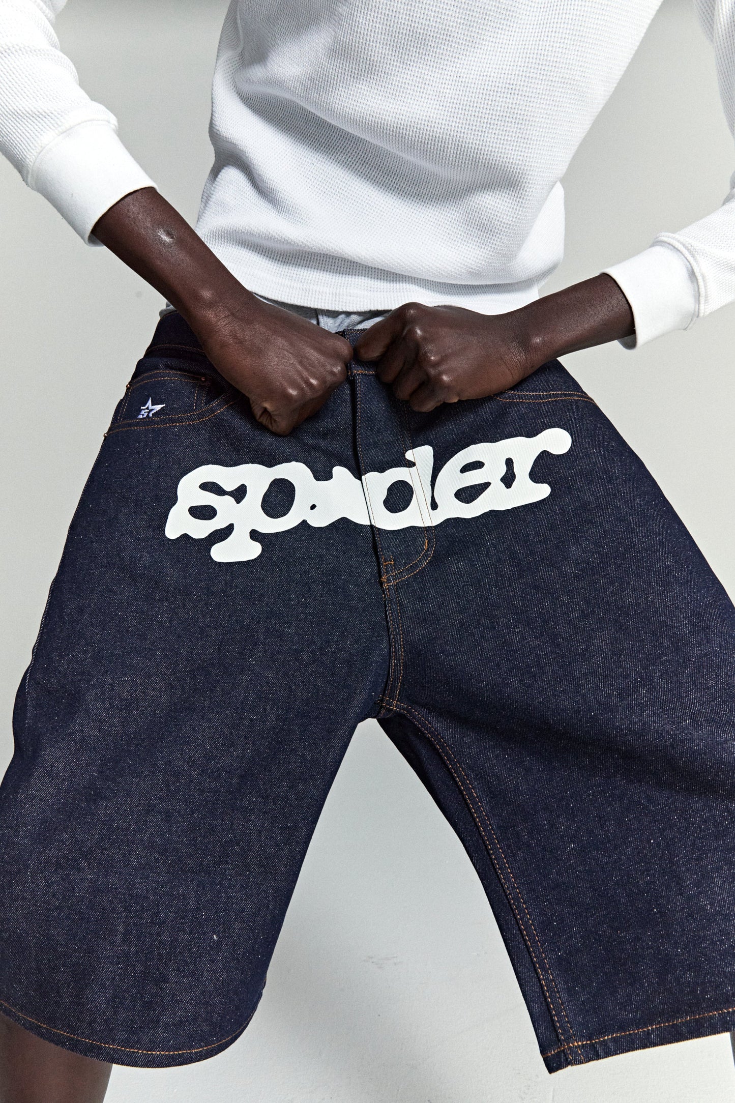 V3 LOGO DENIM SHORT