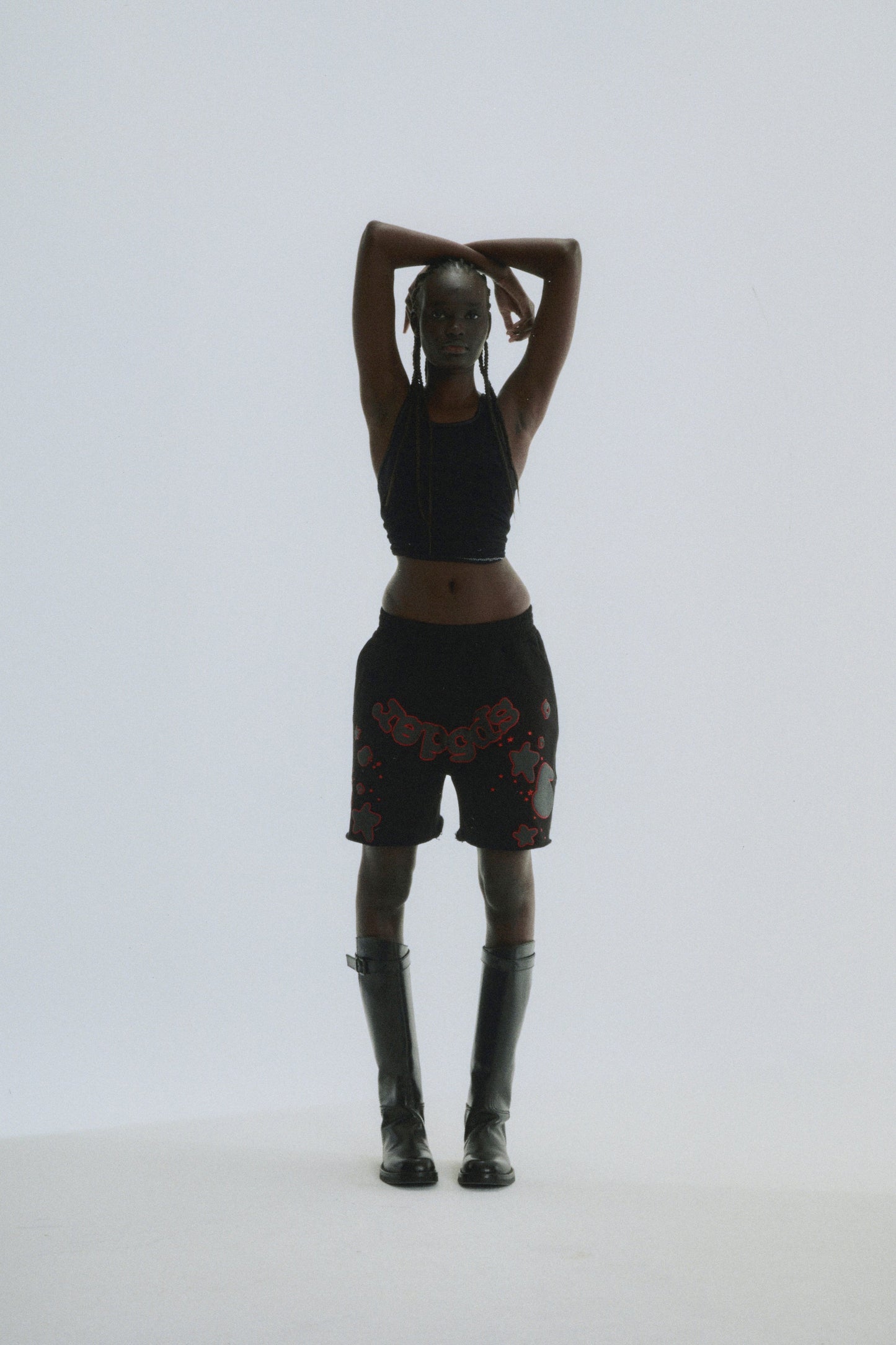 BLACK BELUGA OUTLINE SWEATSHORT ON MODEL