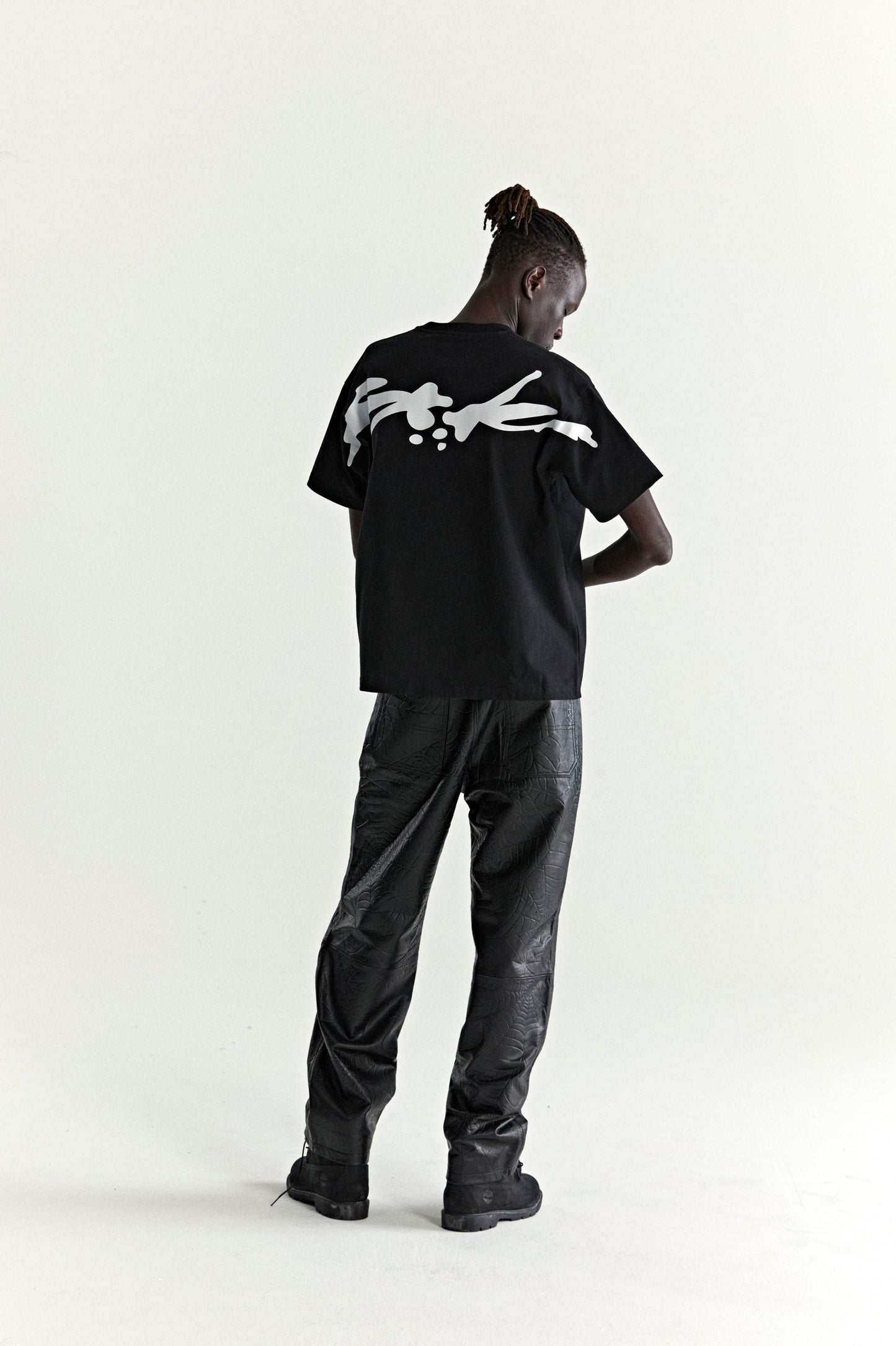 TM TEE