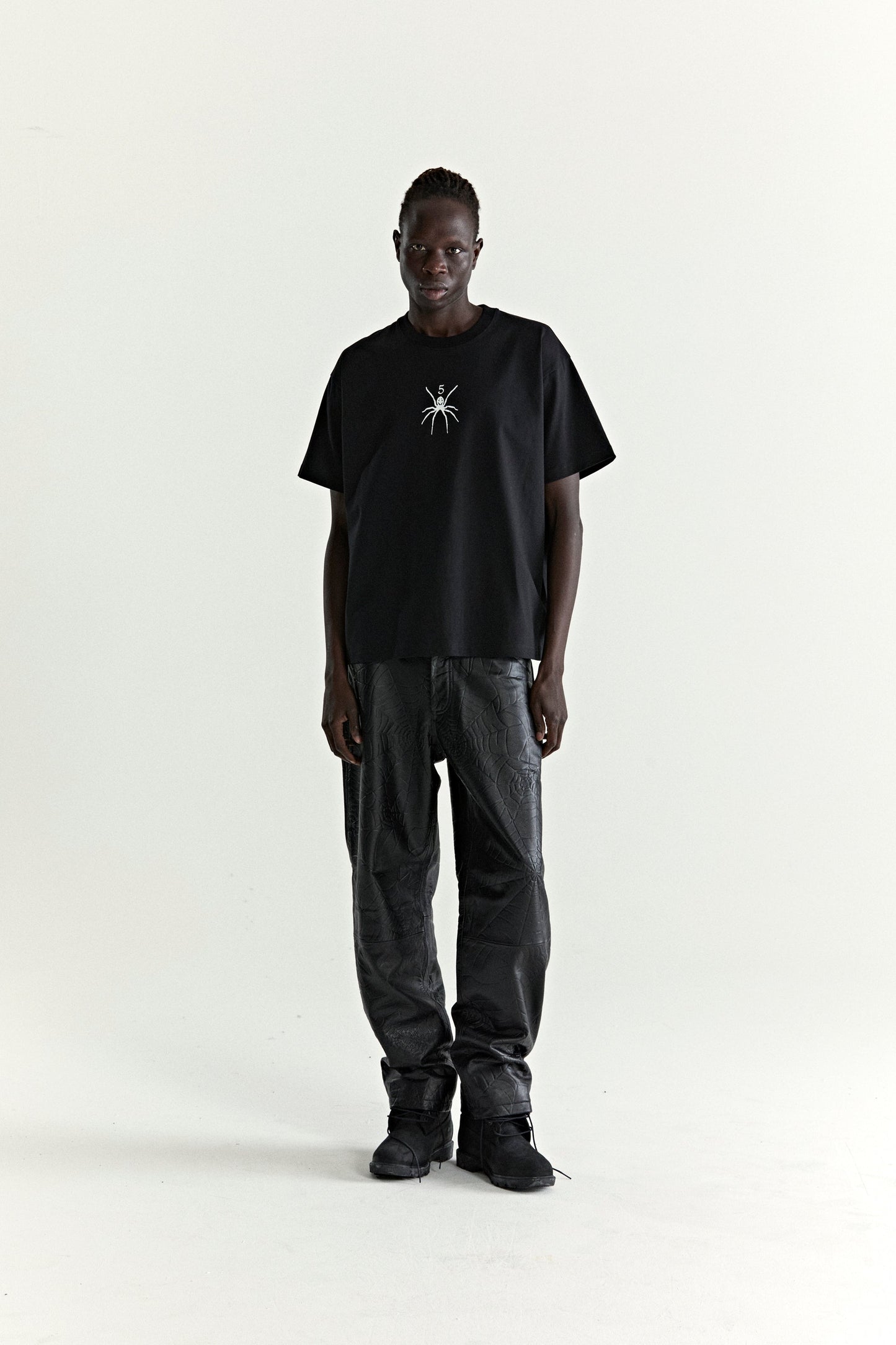 TM TEE