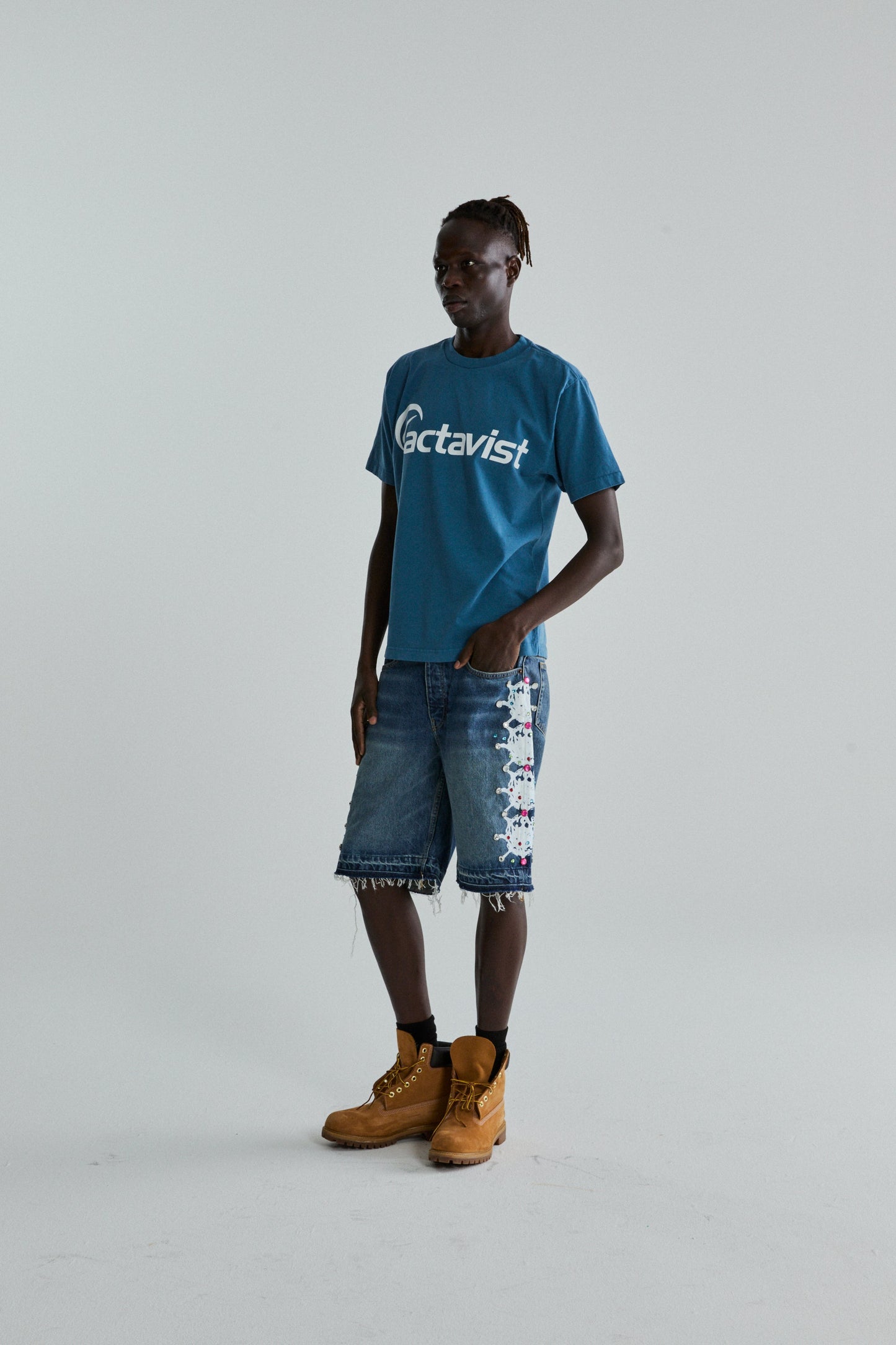 DUSTY BLUE ACTAVIST TEE ON MODEL