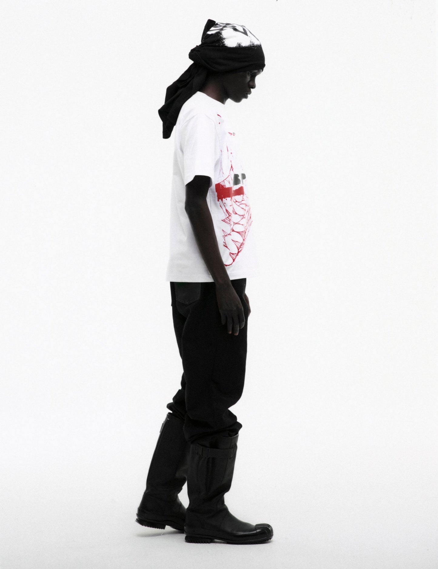 WHITE SPINNER TEE ON MODEL