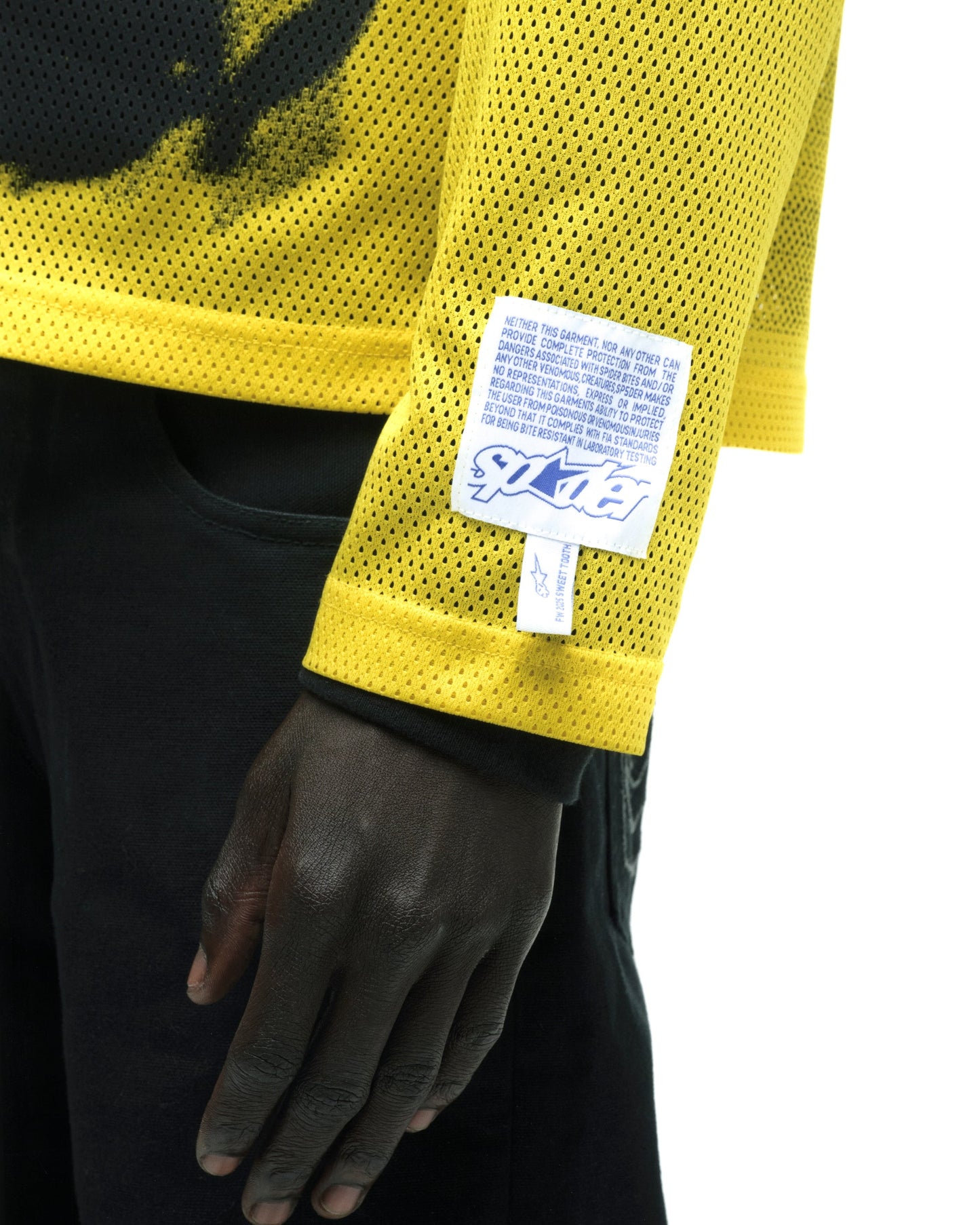 SPEEDWAY LONGSLEEVE ON MODEL