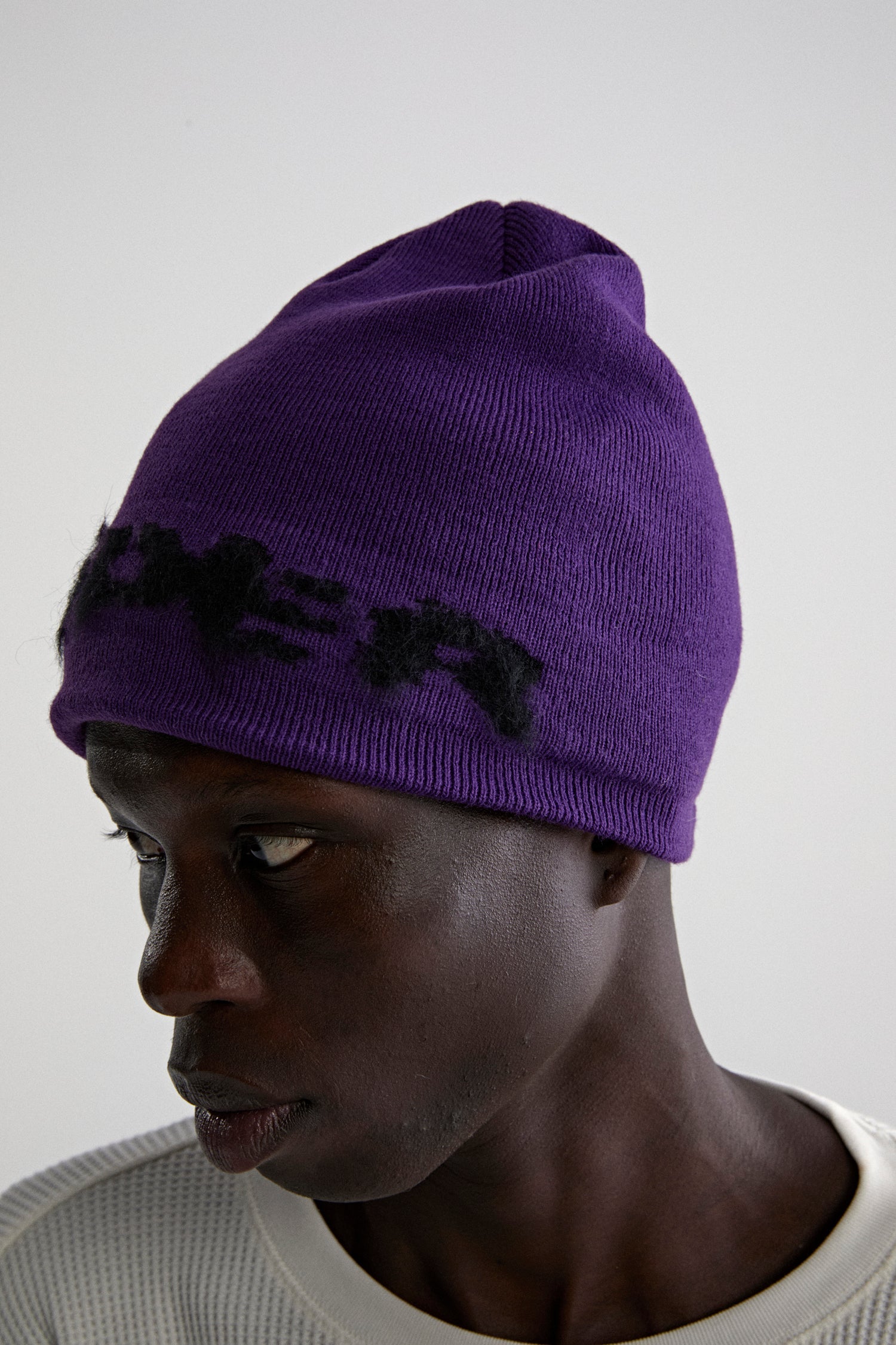 PURPLE FUZZY LOGO MOHAIR BEANIE