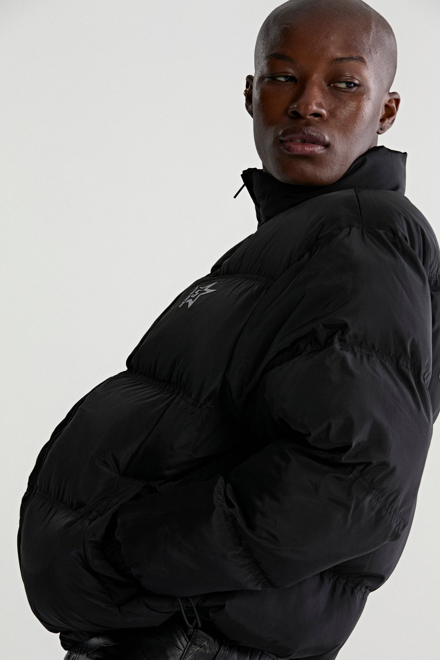 BLACK 5STAR PUFFER JACKET ON MODEL