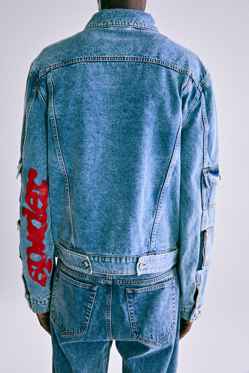 LIGHT WASH DENIM V3 TRUCK JACKET ON MODEL