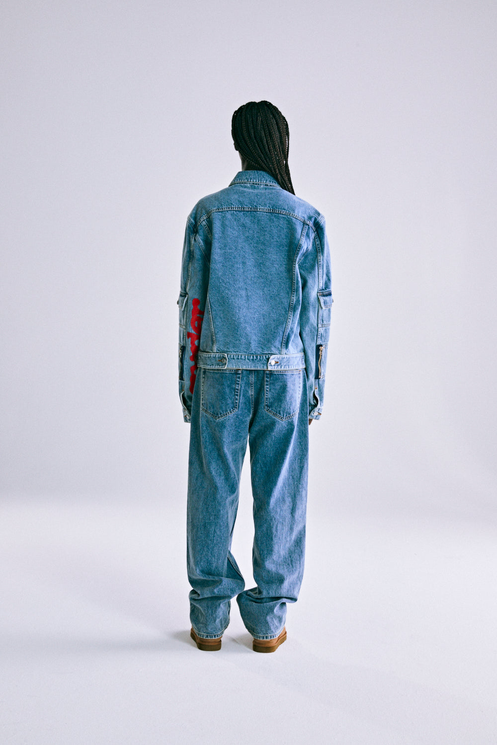 LIGHT WASH DENIM V3 TRUCK JACKET ON MODEL