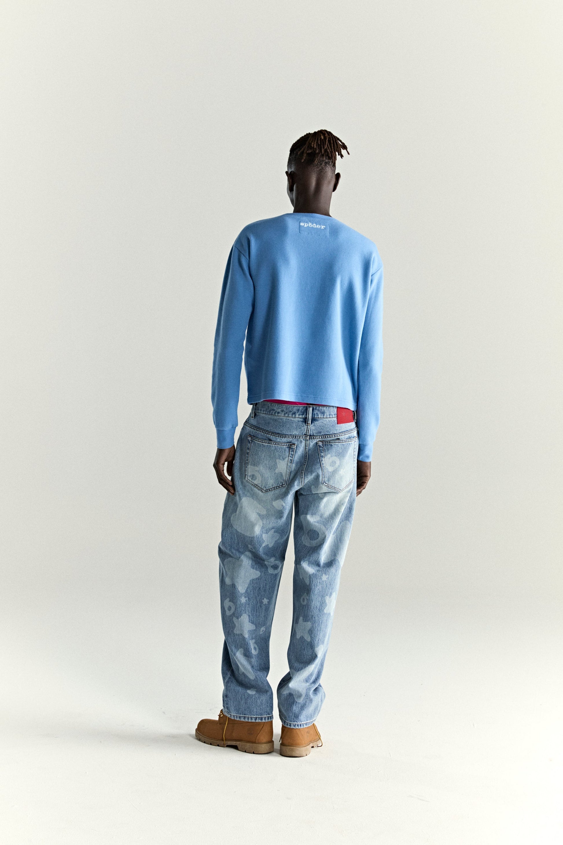 DUSTY BLUE BECKHAM THERMAL ON MODEL