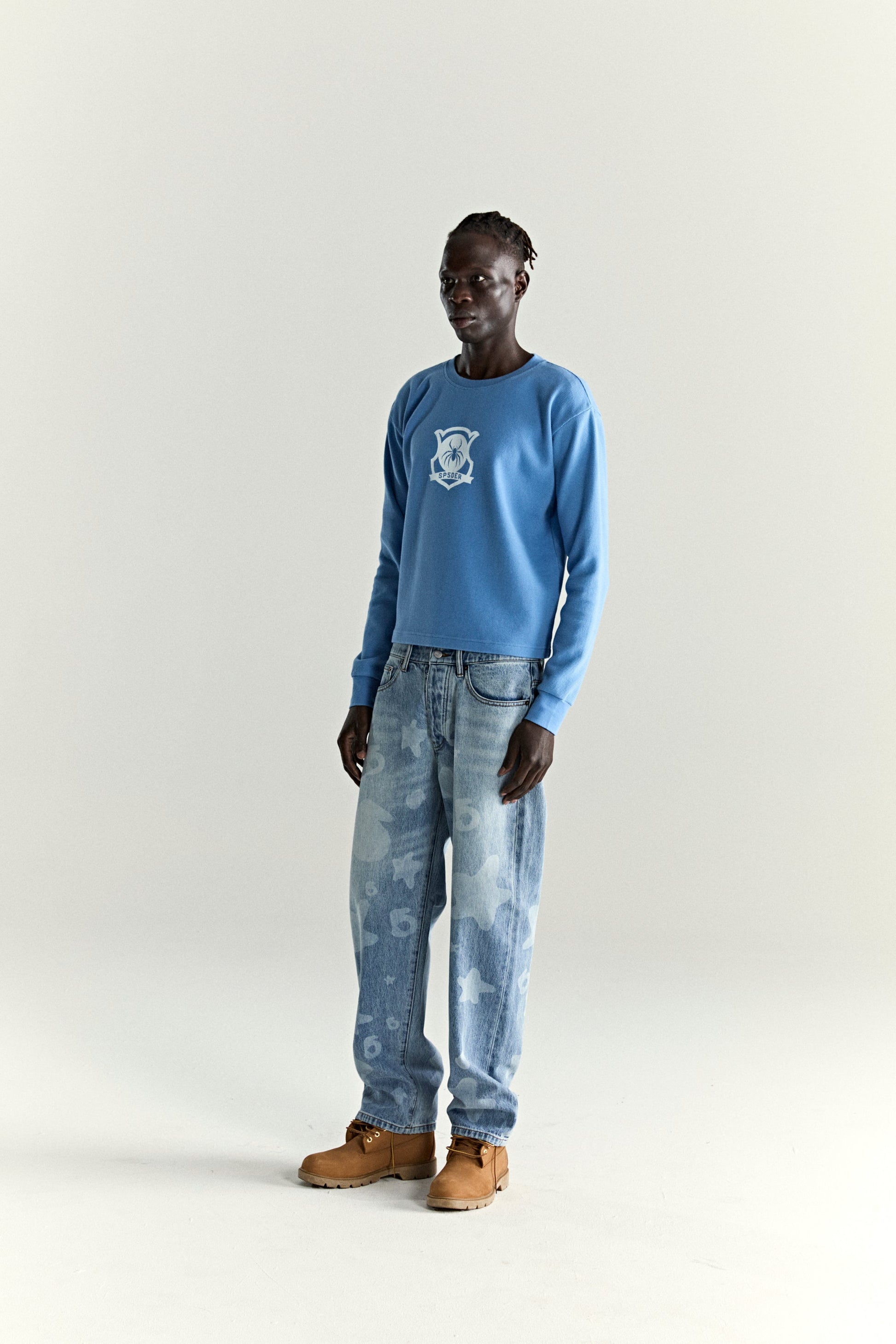 DUSTY BLUE BECKHAM THERMAL ON MODEL