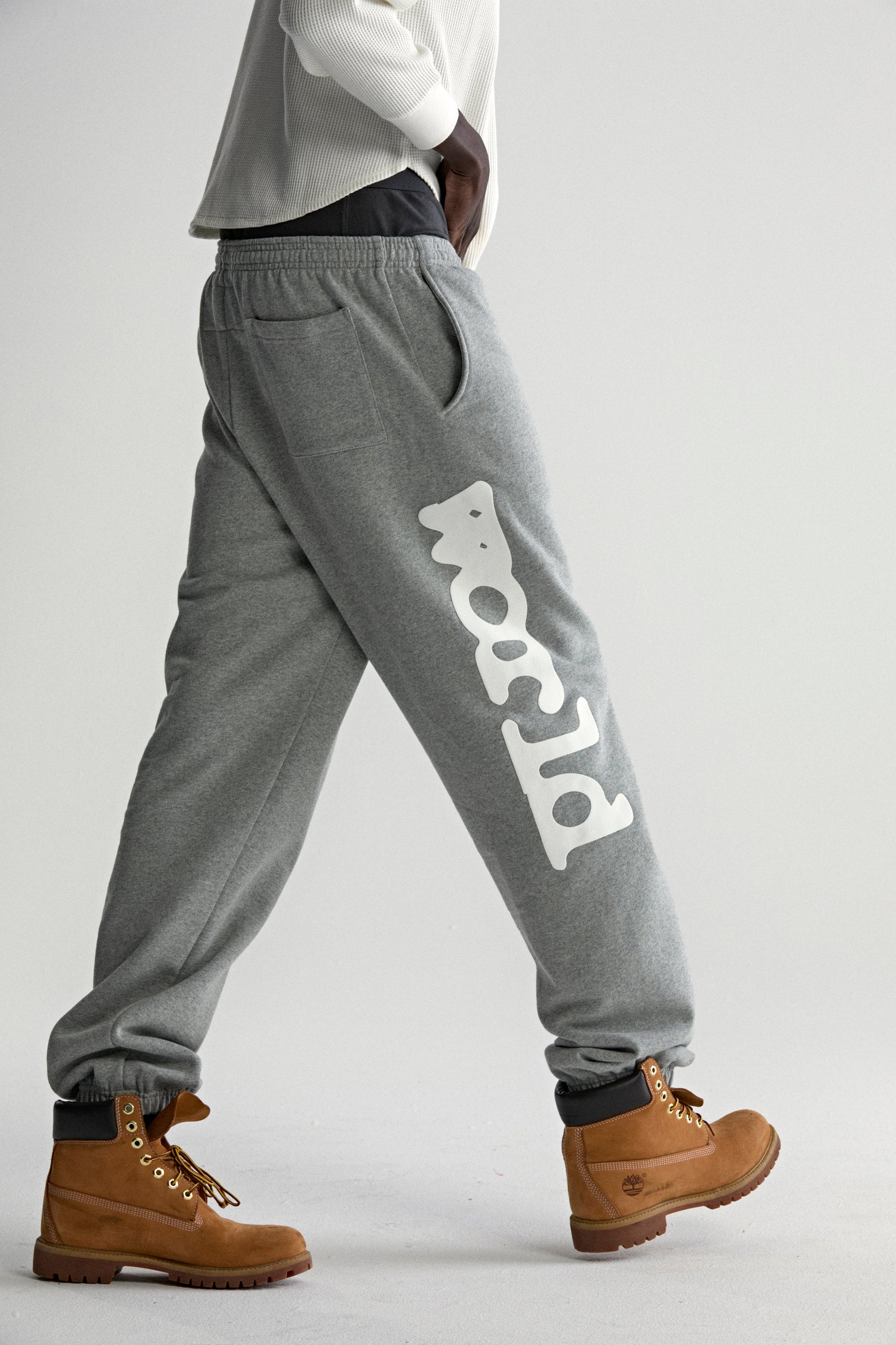 DARK HEATHER GREY BELUGA V2 SWEATPANT ON MODEL