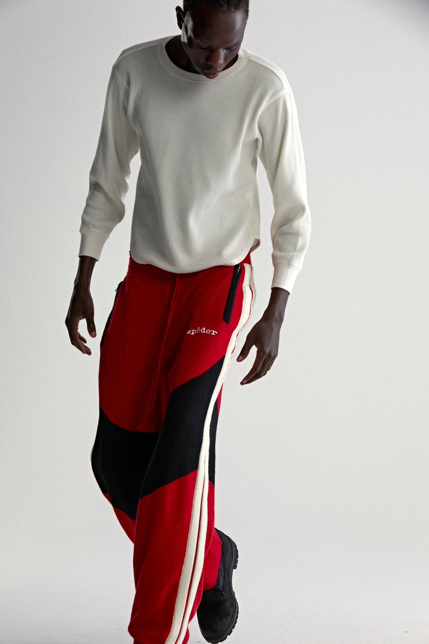 RED KNIT 5 TRACK PANT