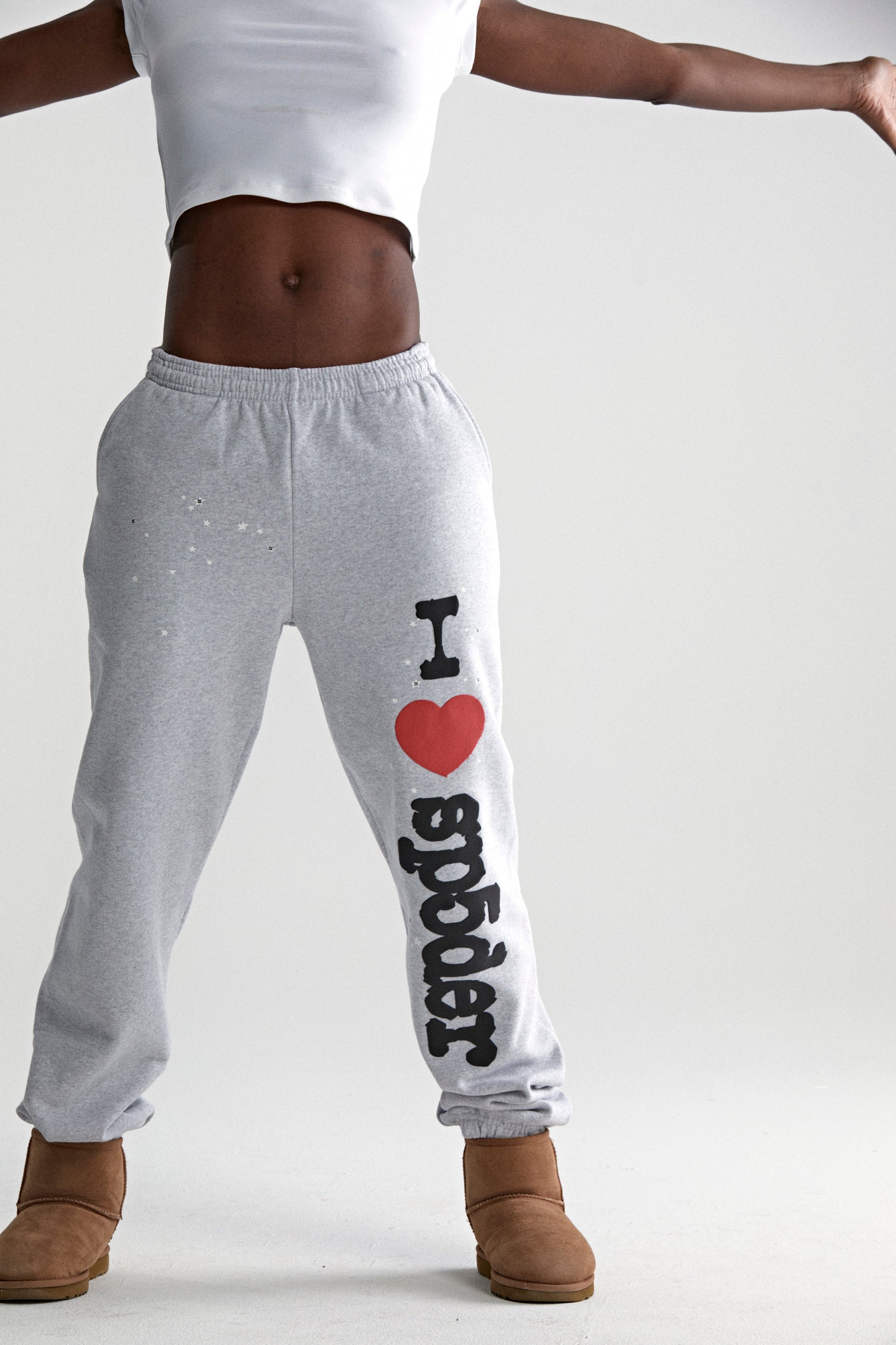 HEATHER GREY SOUVENIR SWEATPANT ON MODEL