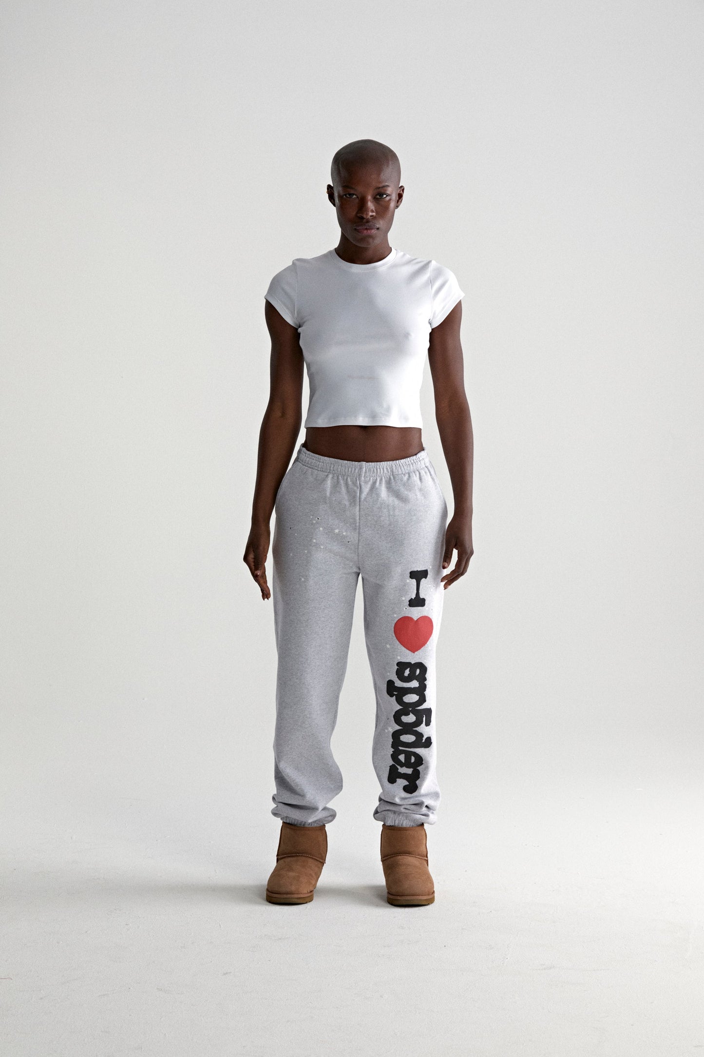 HEATHER GREY SOUVENIR SWEATPANT ON MODEL