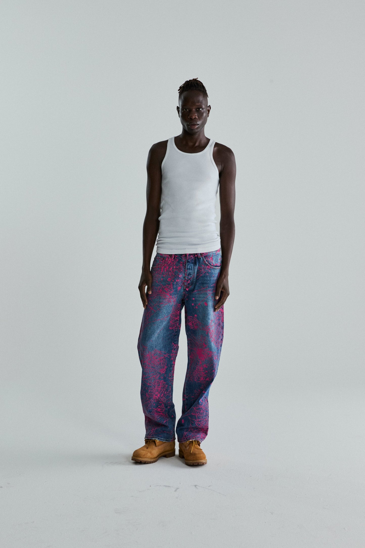 INDIGO V2 WEB DENIM ON MODEL