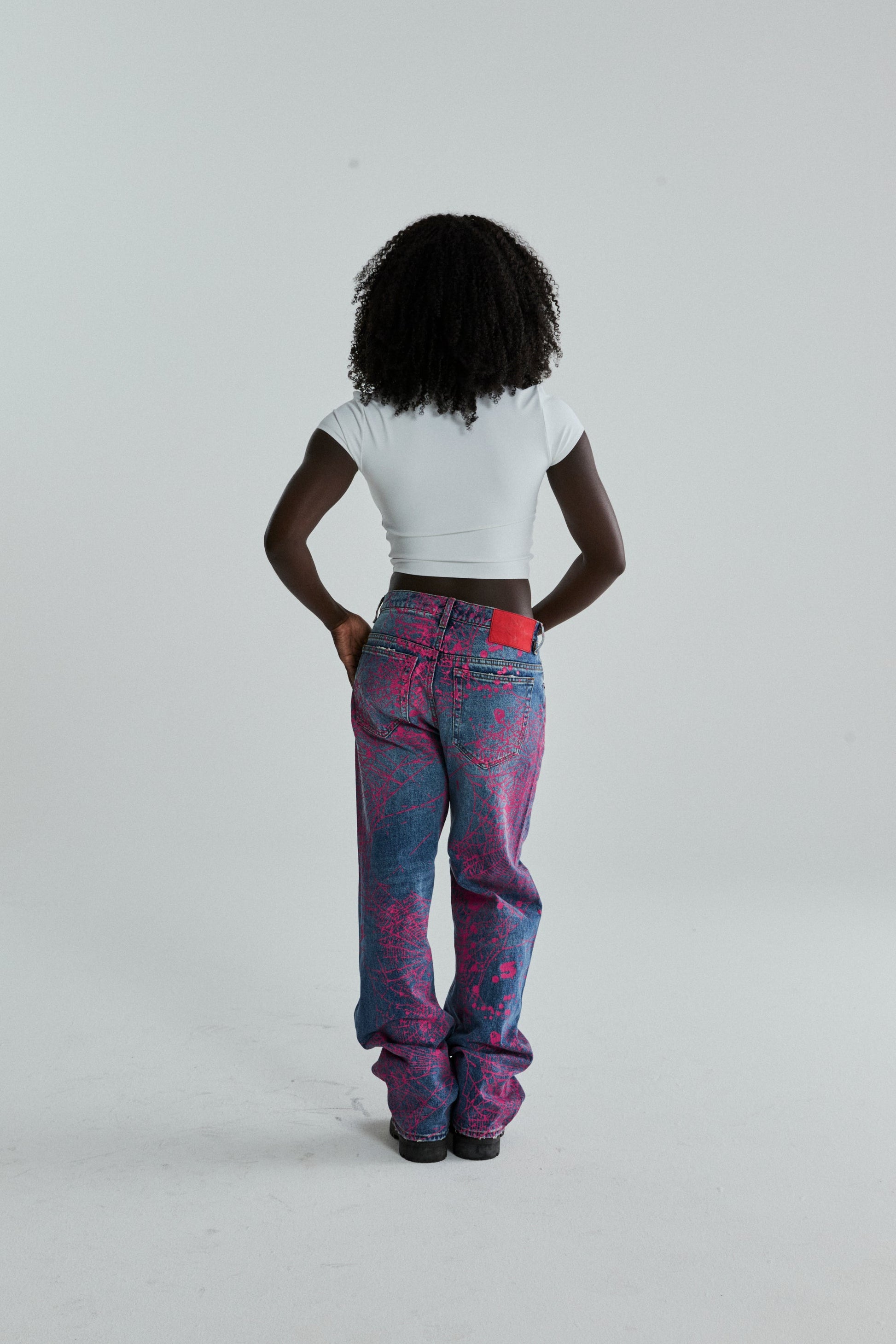 INDIGO V2 WEB DENIM ON MODEL