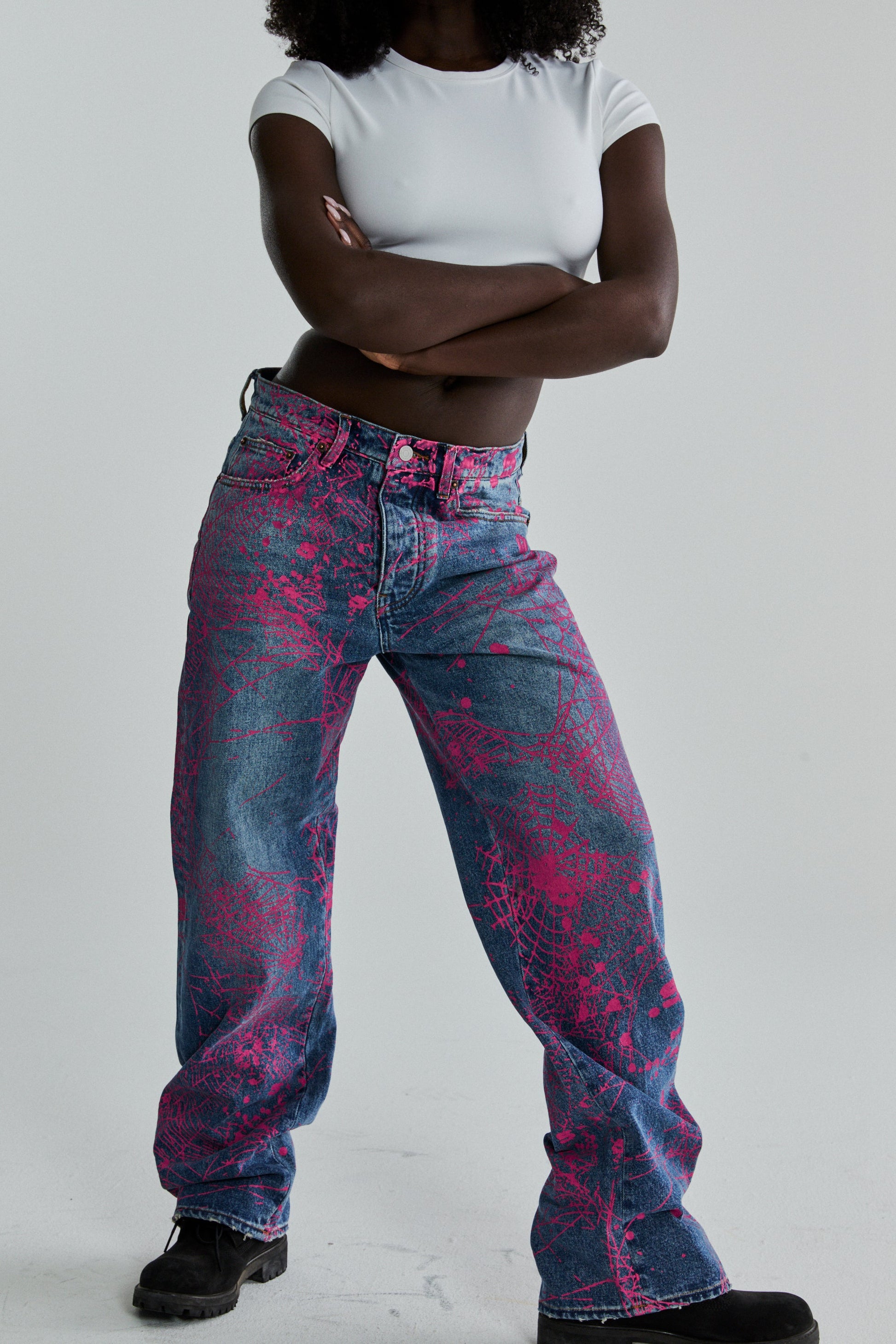 INDIGO V2 WEB DENIM ON MODEL