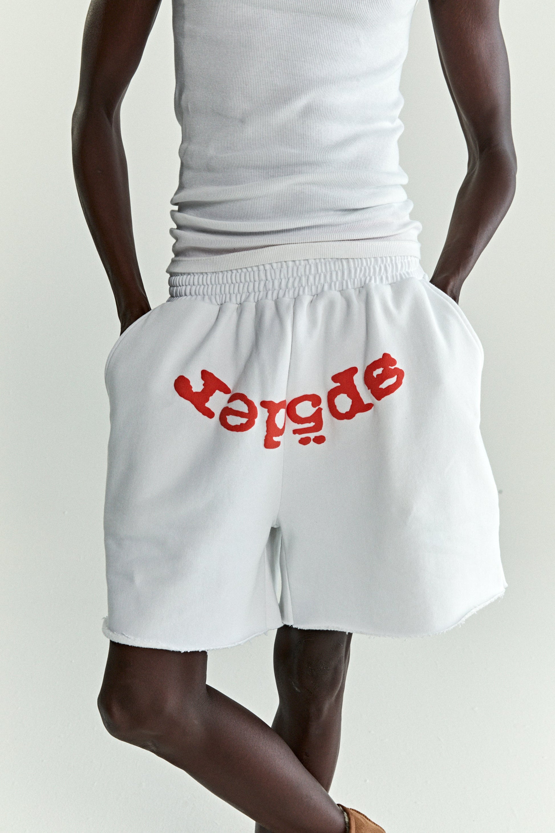 WHITE OG WEB V2 SWEATSHORT ON MODEL
