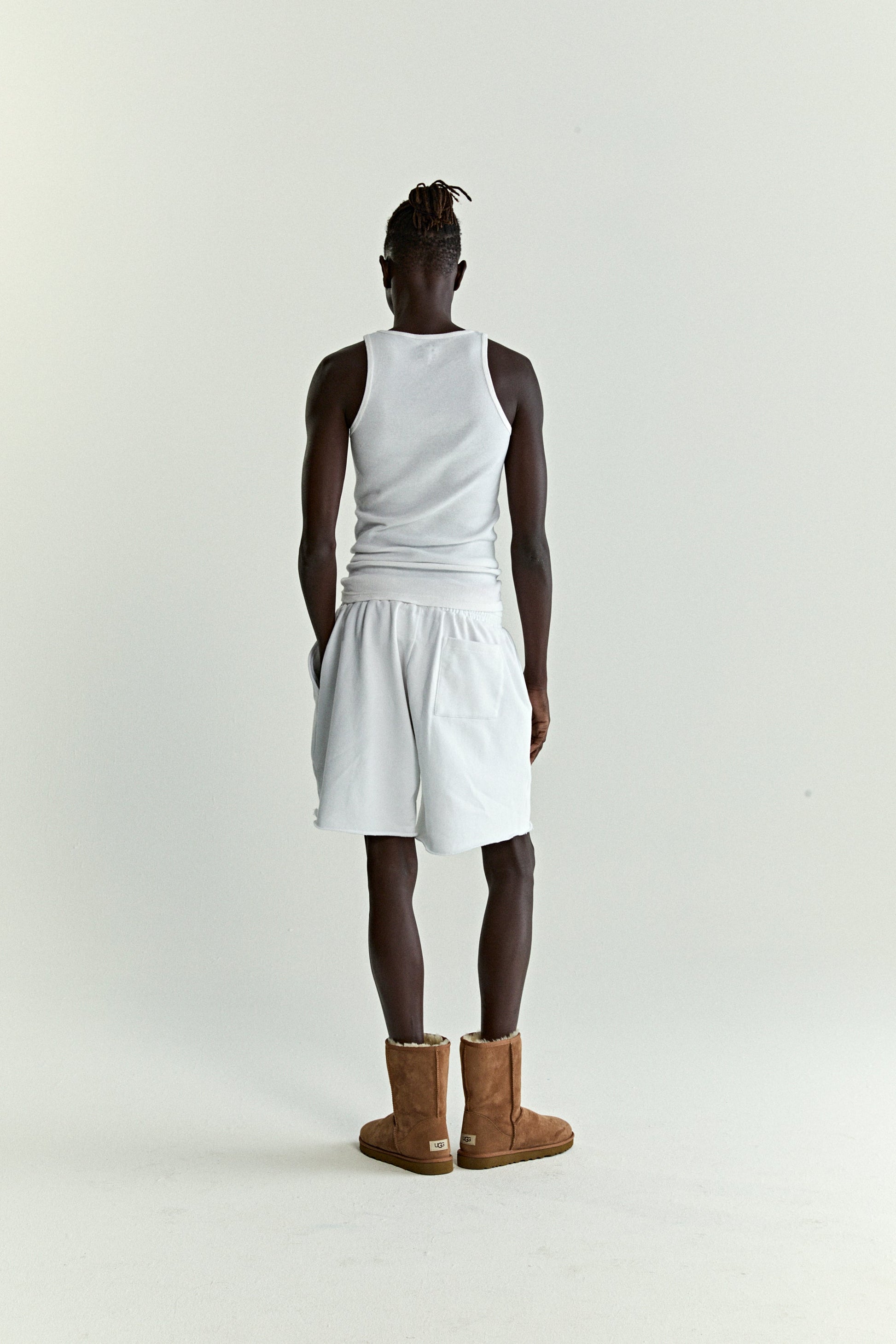 WHITE OG WEB V2 SWEATSHORT ON MODEL