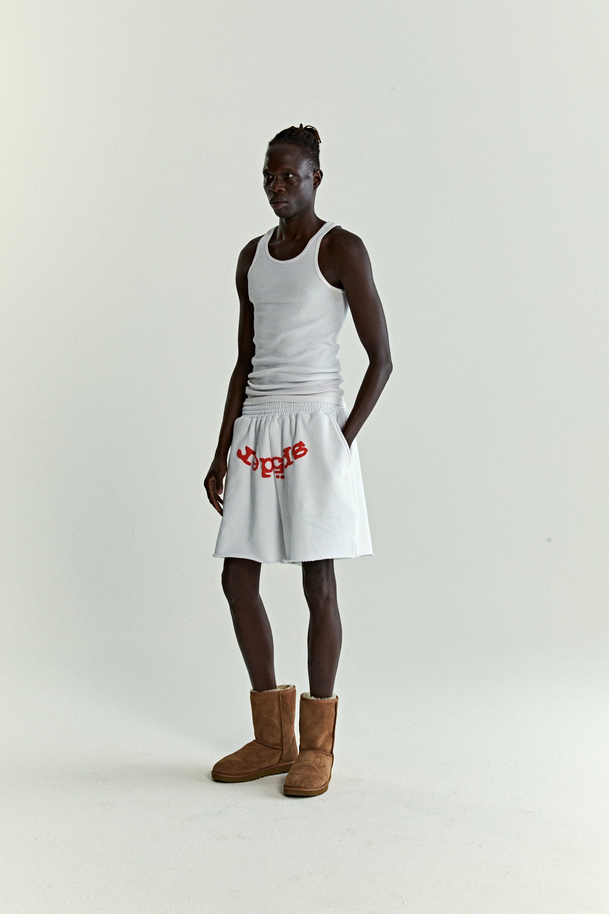 WHITE OG WEB V2 SWEATSHORT ON MODEL