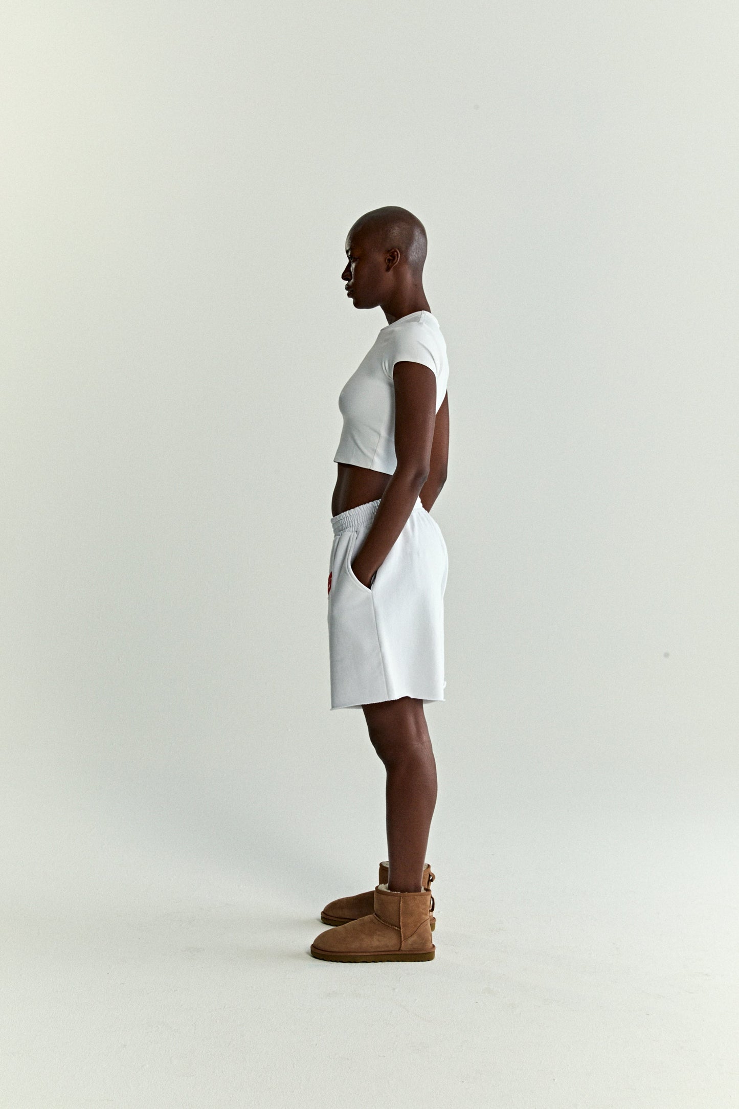 WHITE OG WEB V2 SWEATSHORT ON MODEL