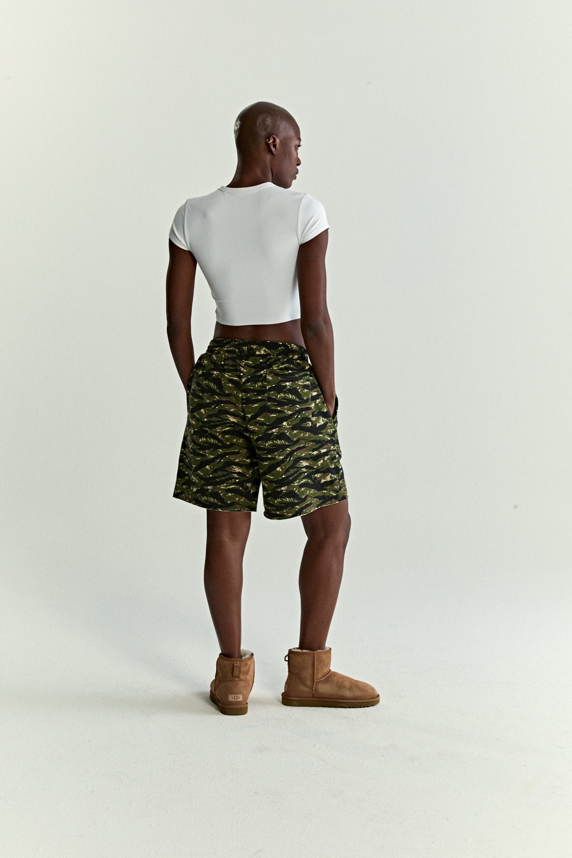 OG WEB V2 TIGER CAMO SWEATSHORT ON MODEL