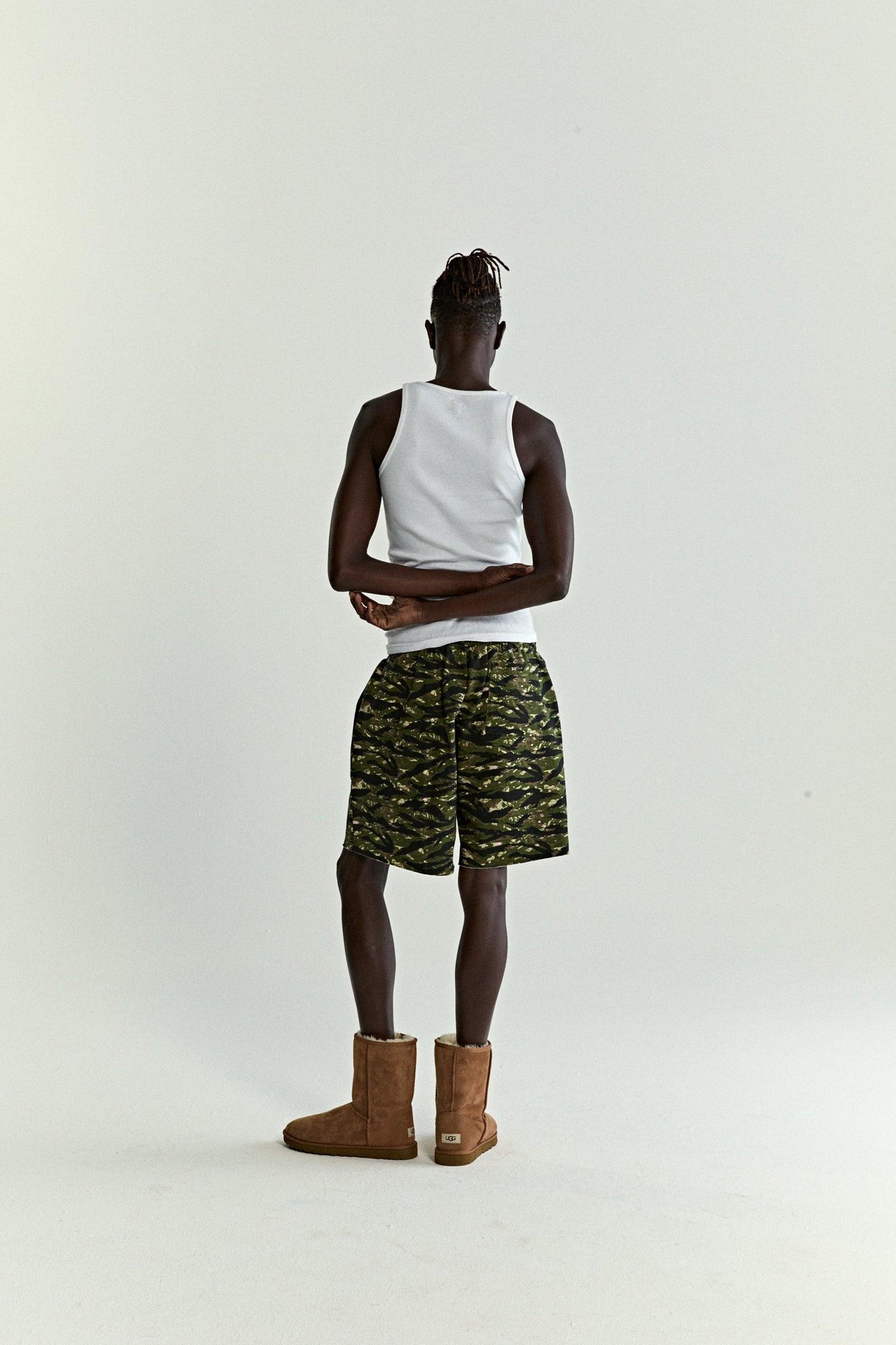 OG WEB V2 TIGER CAMO SWEATSHORT ON MODEL
