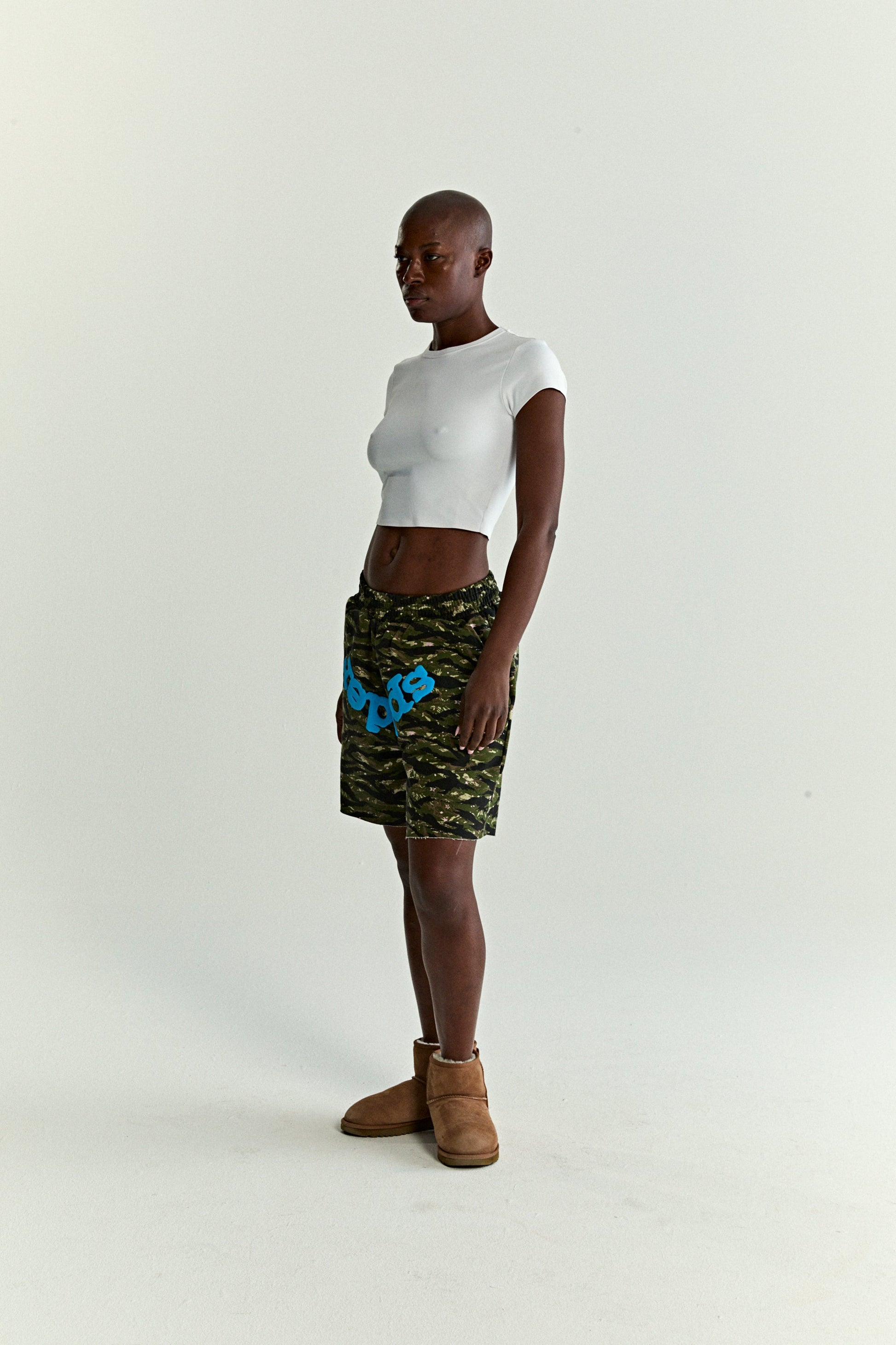 OG WEB V2 TIGER CAMO SWEATSHORT ON MODEL