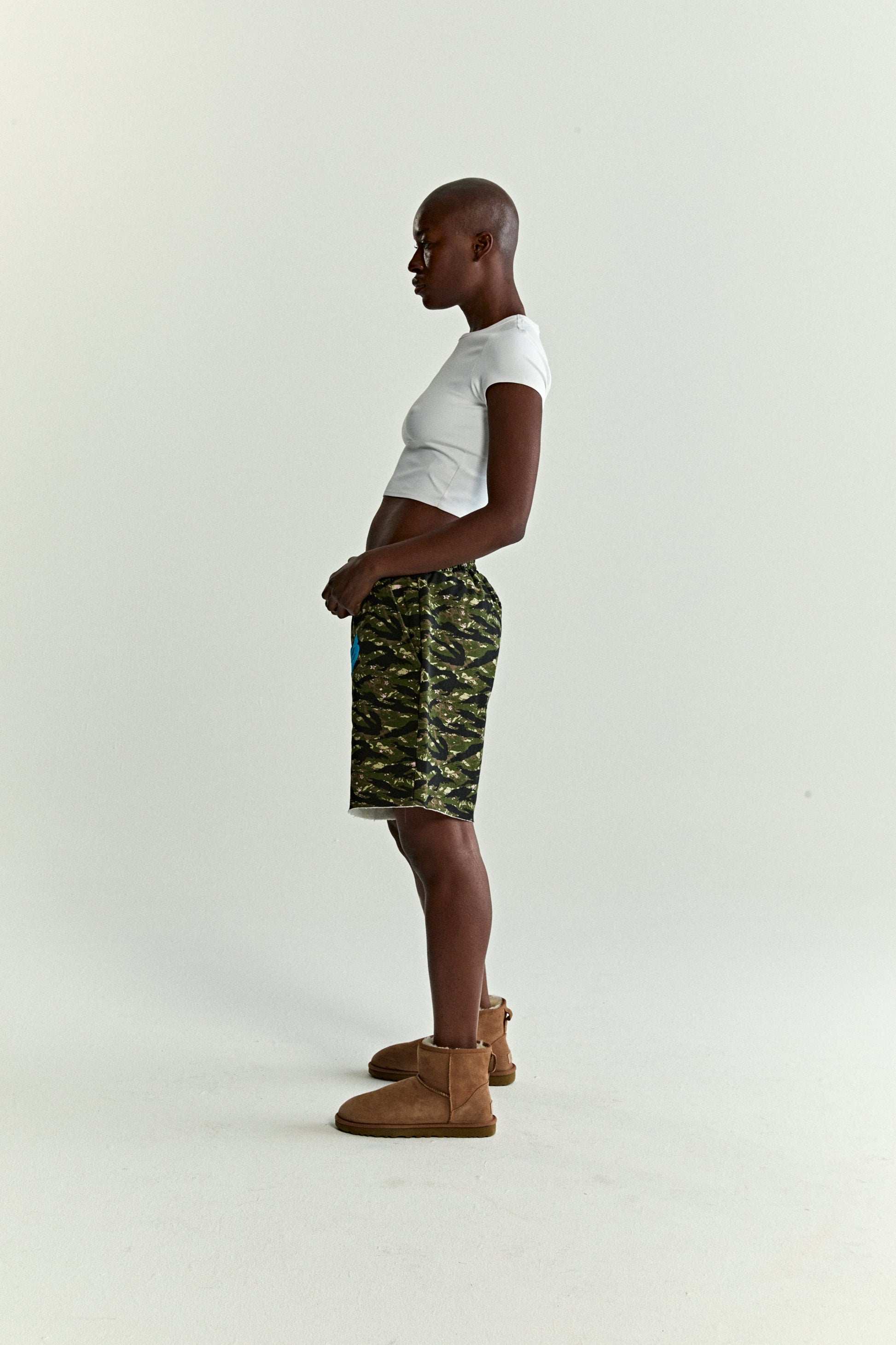 OG WEB V2 TIGER CAMO SWEATSHORT ON MODEL