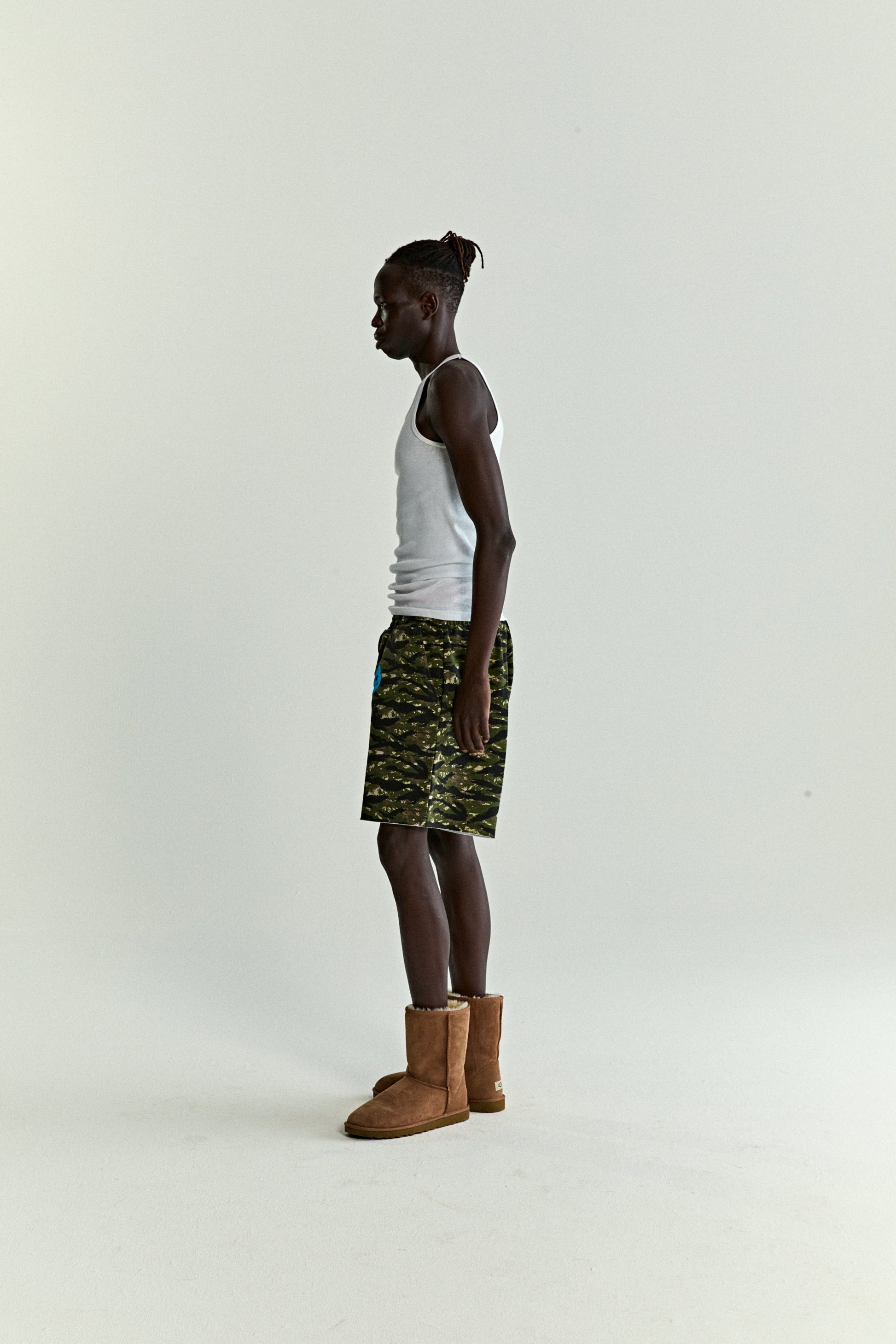 OG WEB V2 TIGER CAMO SWEATSHORT ON MODEL