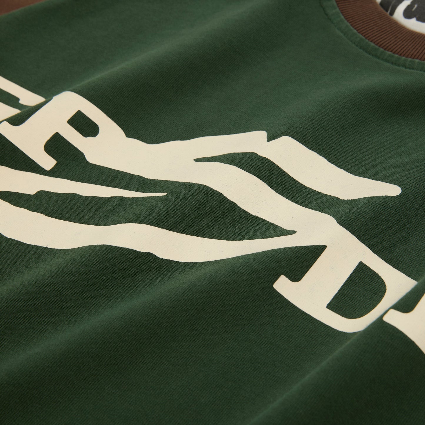 5UKI TEE