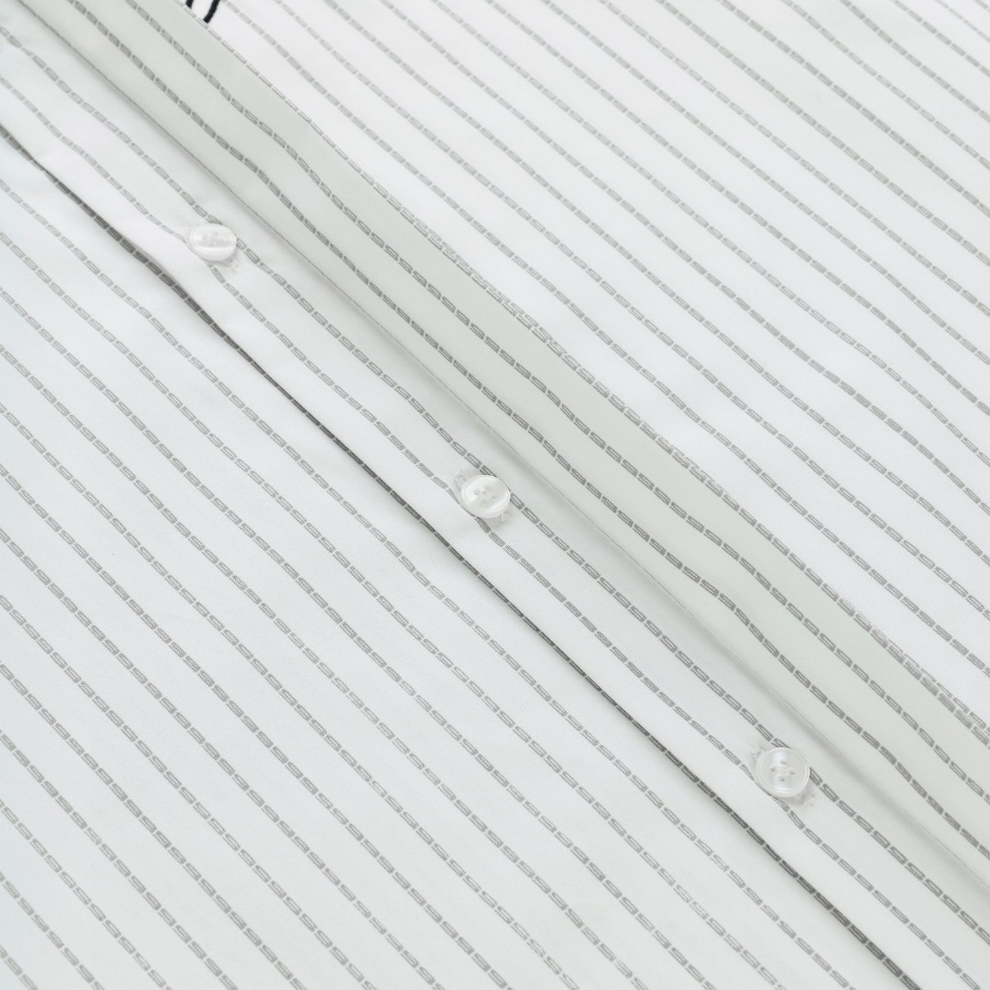 R-05 OXFORD BUTTON DOWN