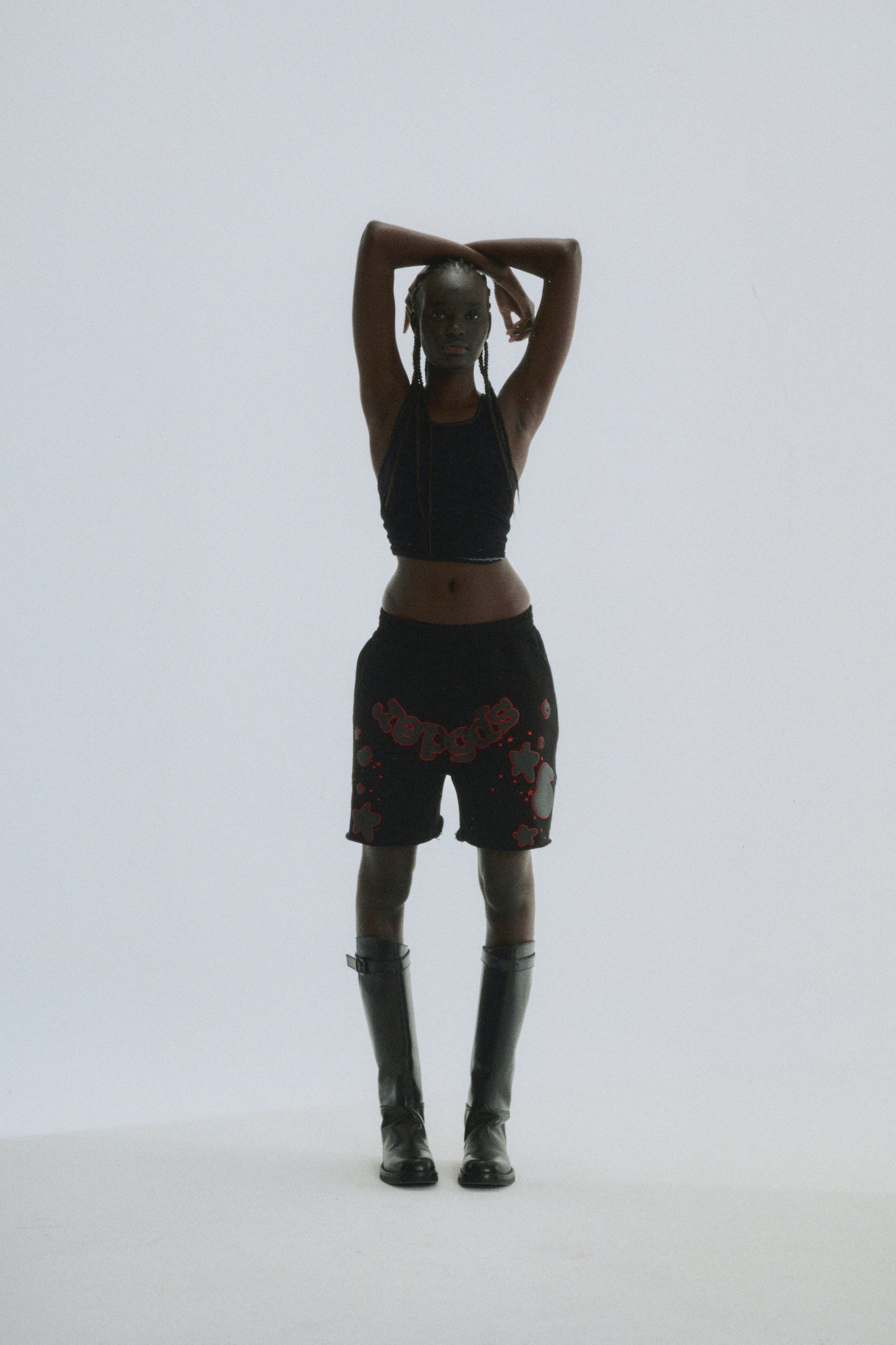 BLACK BELUGA OUTLINE SWEATSHORT ON MODEL