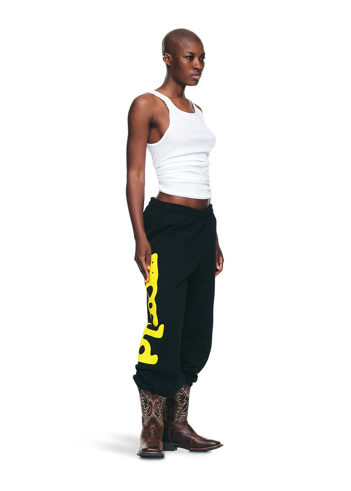 ONYX BELUGA SWEATPANT FEMALE MODEL 3