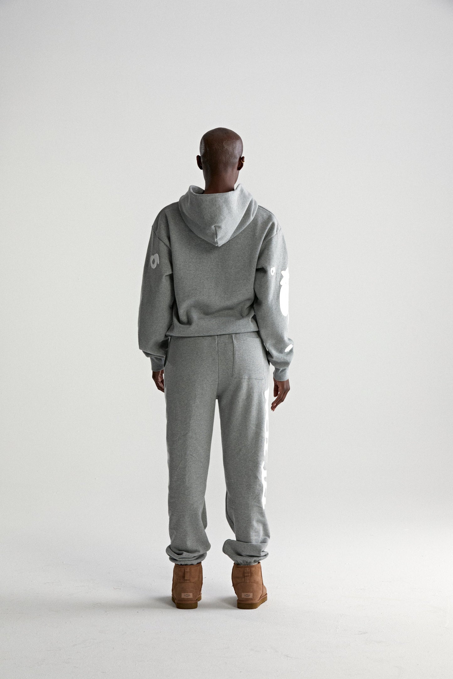 DARK HEATHER GREY BELUGA HOODIE ON MODEL