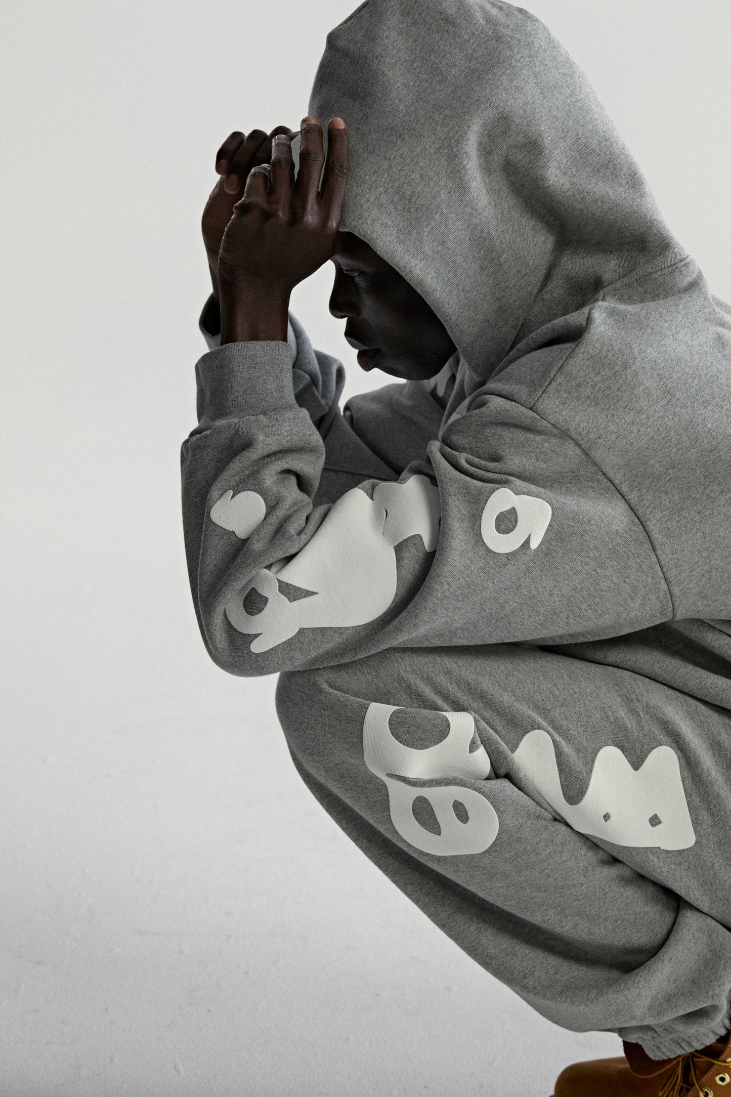 DARK HEATHER GREY BELUGA HOODIE ON MODEL