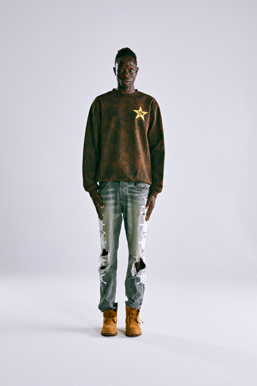 BROWN 5 CREWNECK SWEATSHIRT ON MODEL