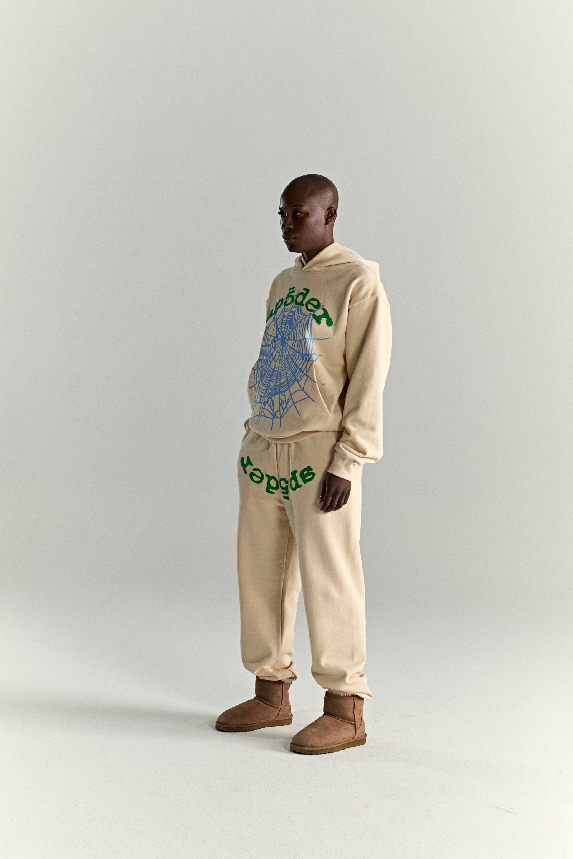 CREAM OG WEB V2 HOODIE ON MODEL