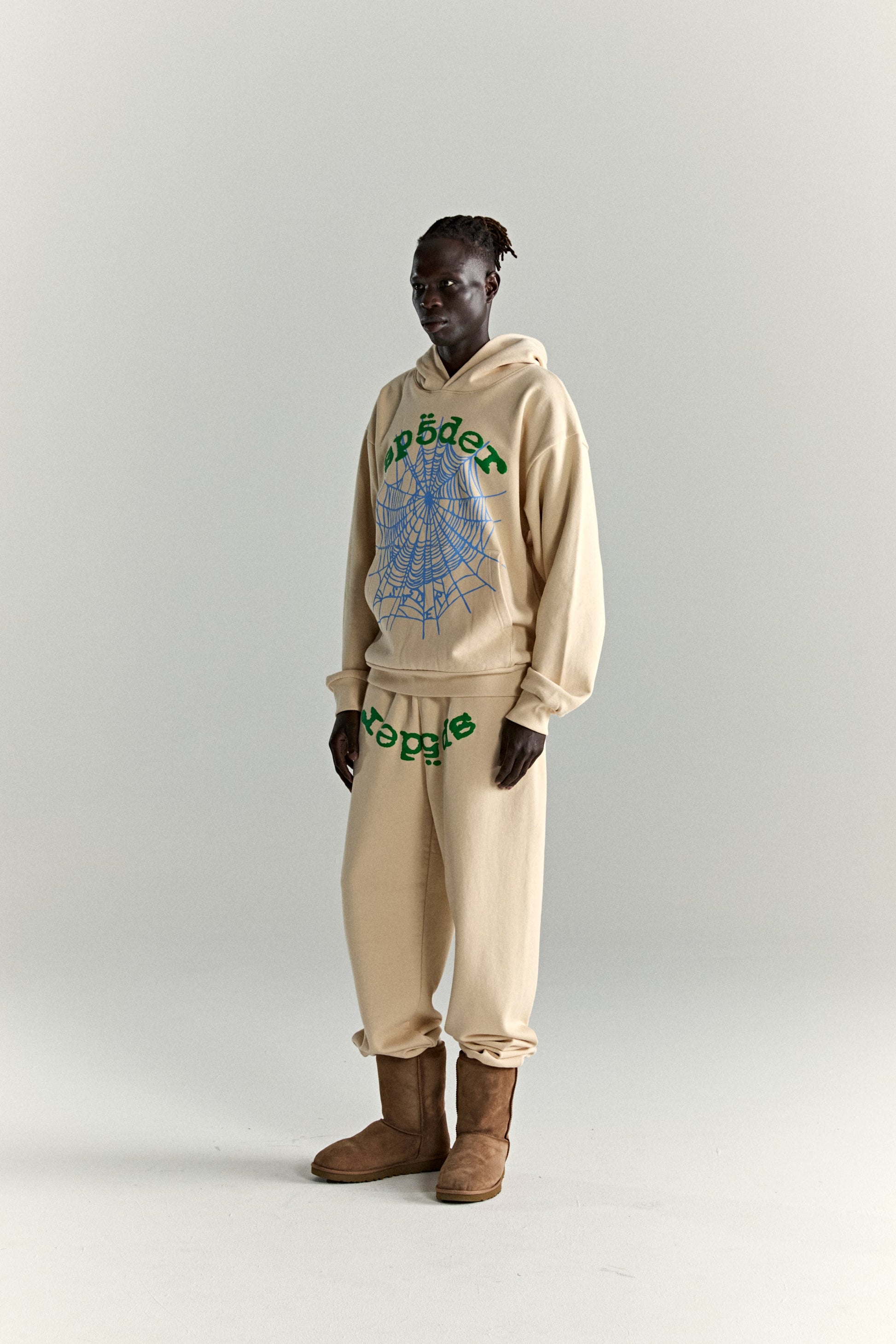 CREAM OG WEB V2 HOODIE ON MODEL