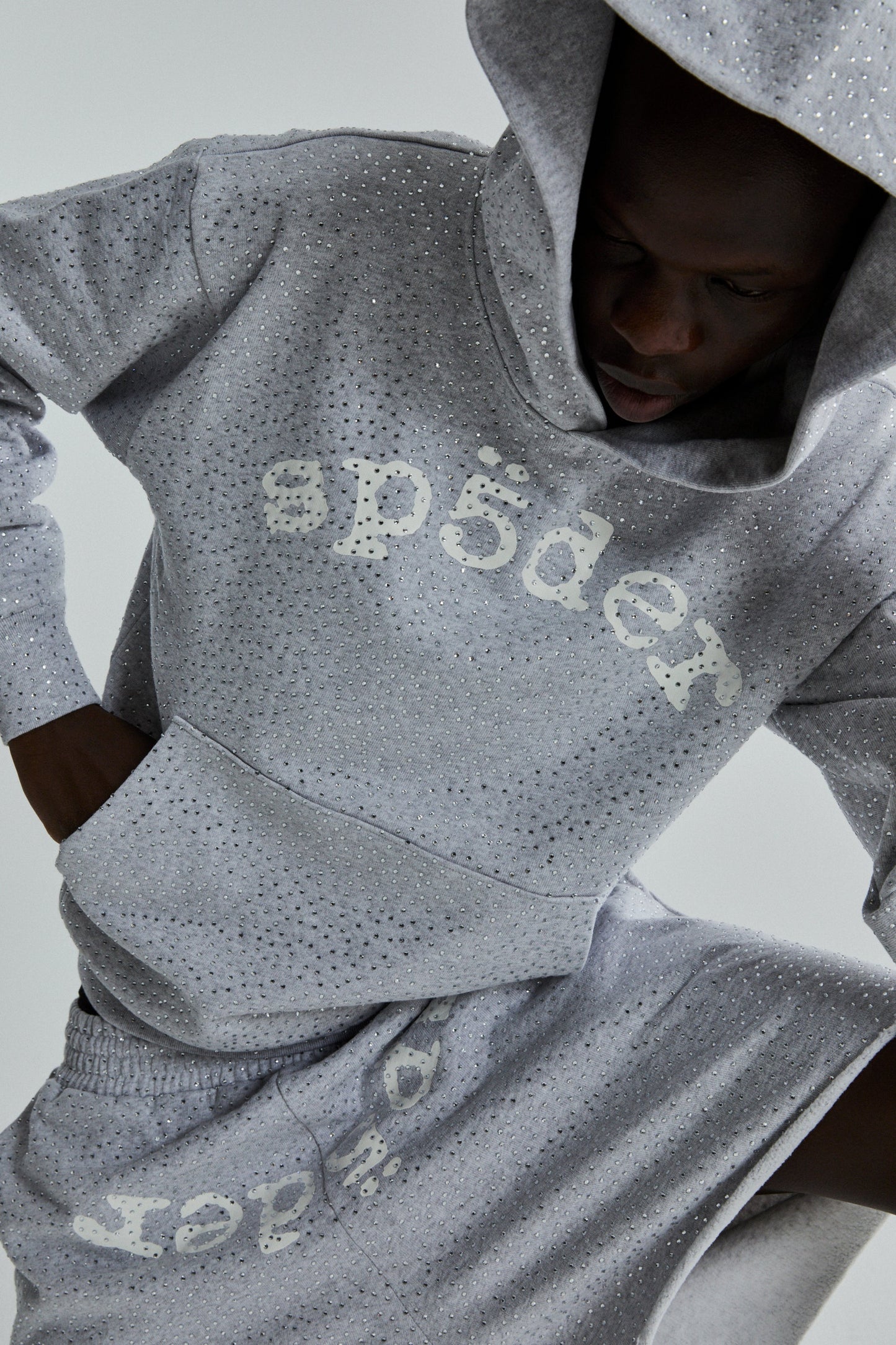 VVS HOODIE