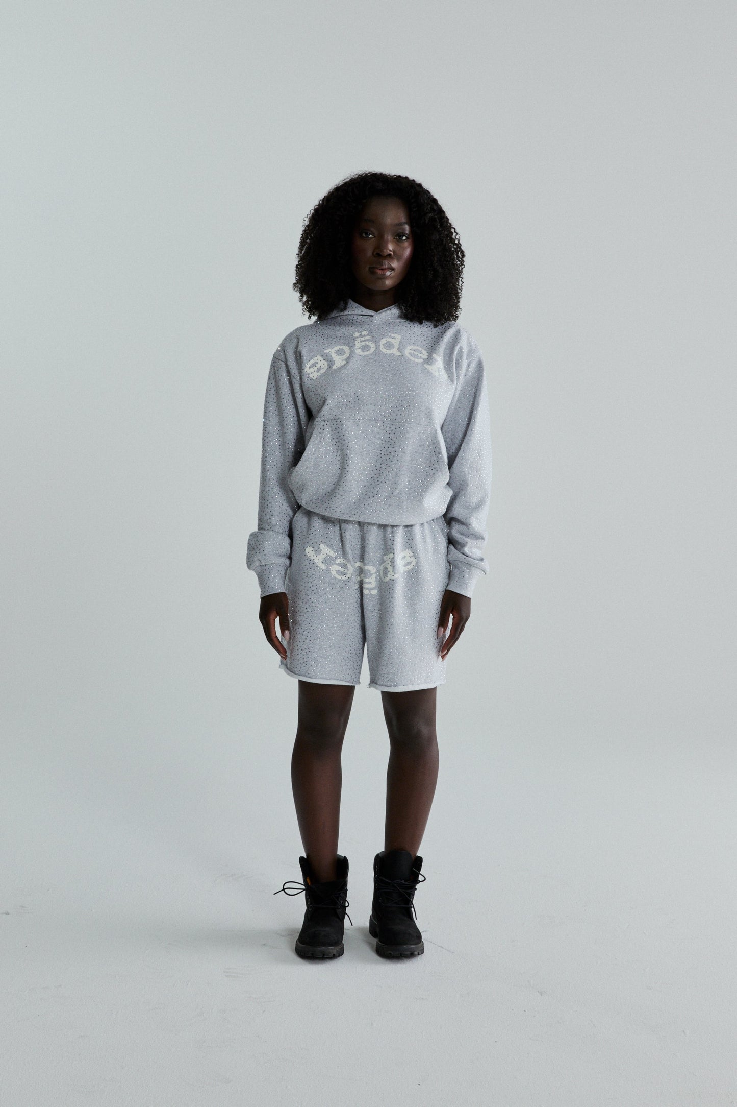 VVS HOODIE