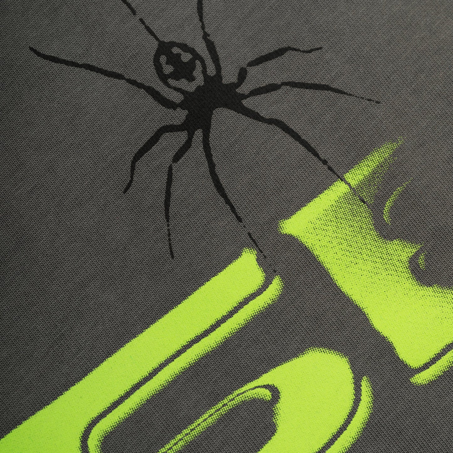 DARK GREY 5EX HW TEE
