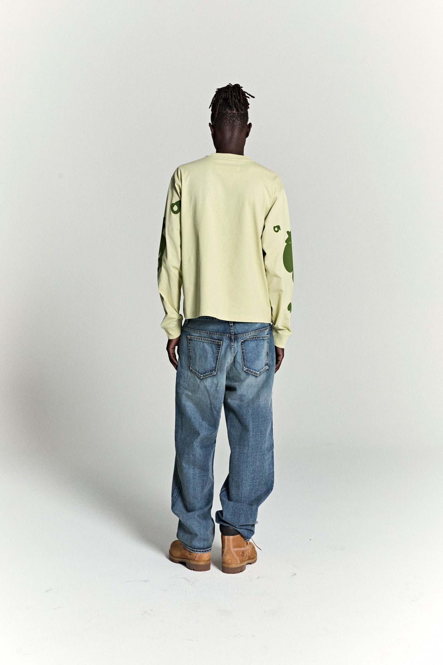 BELUGA LONGSLEEVE